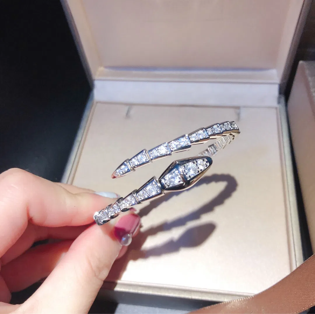 BVLGARI 27FW WENHRQN 002 다이아팔찌 8