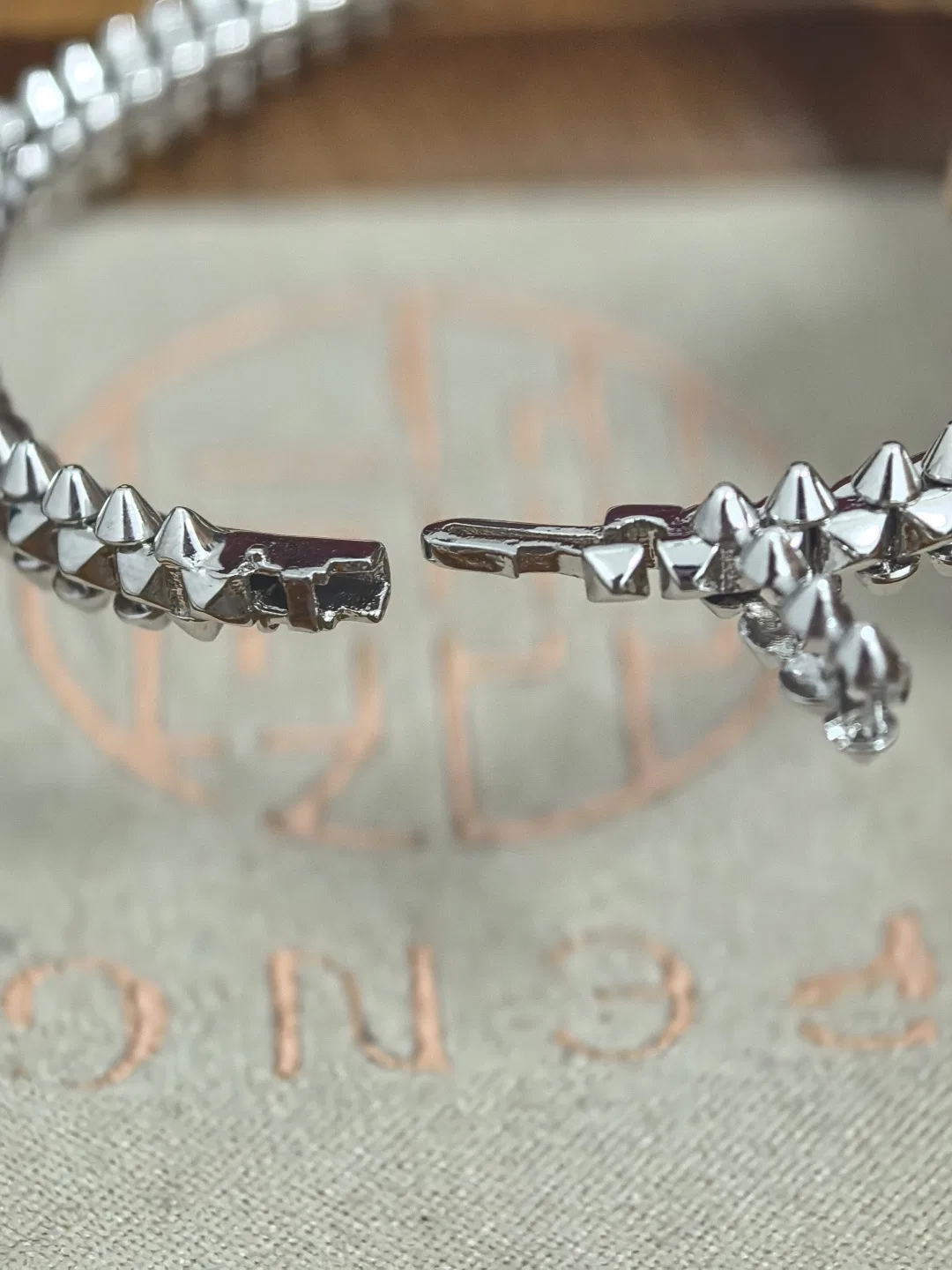 CARTIER 27FW QCIIHSM 005 팔찌 18