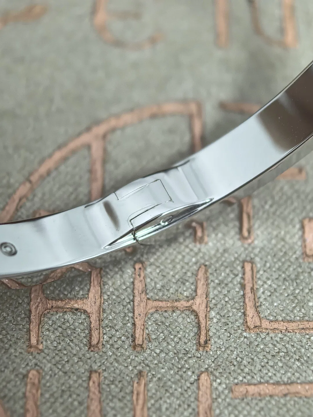 CARTIER 27FW QCIIHSM 006 팔찌 8