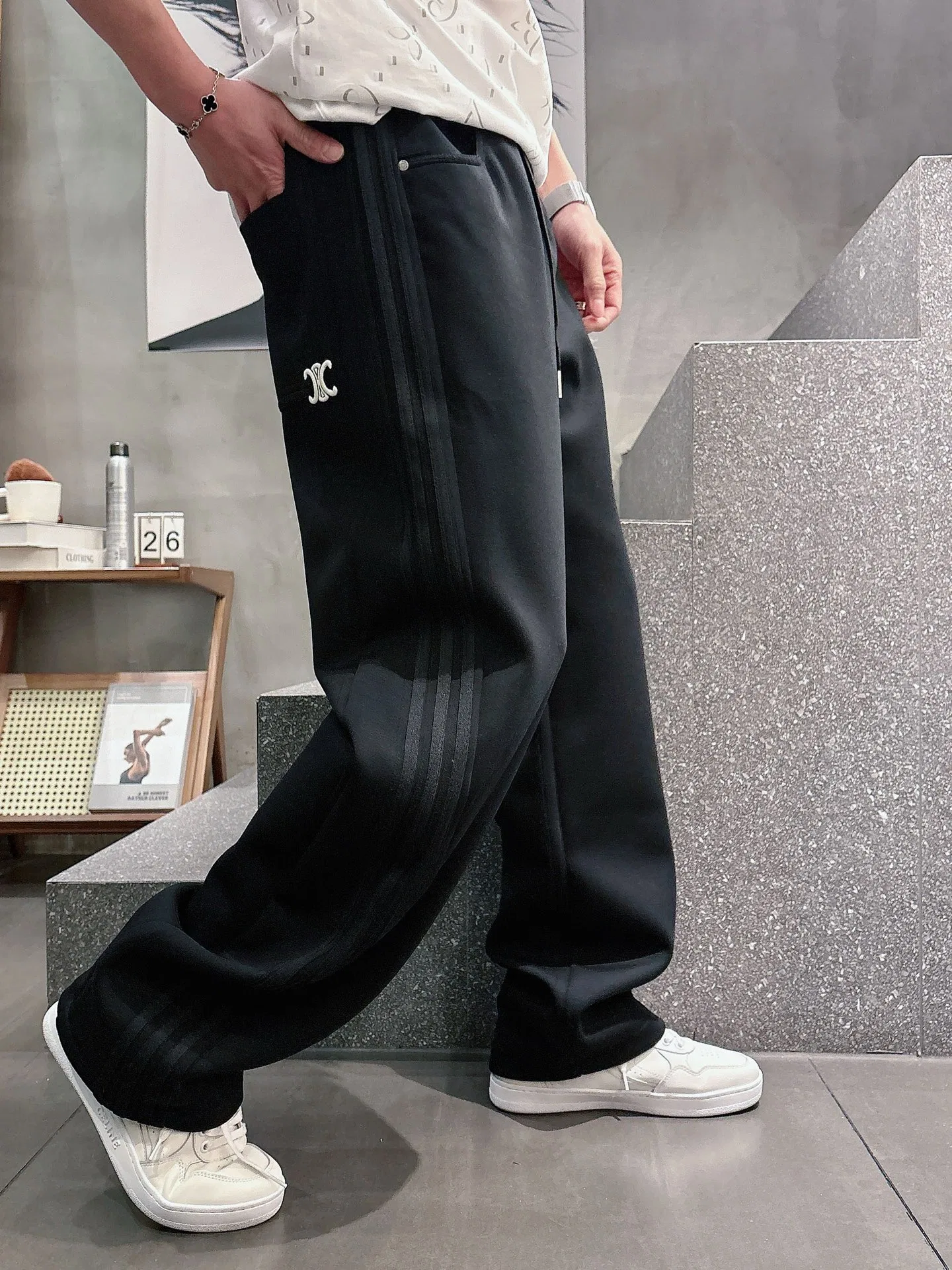 CEL 27FW BVLTUUD 002 스웻팬츠 12