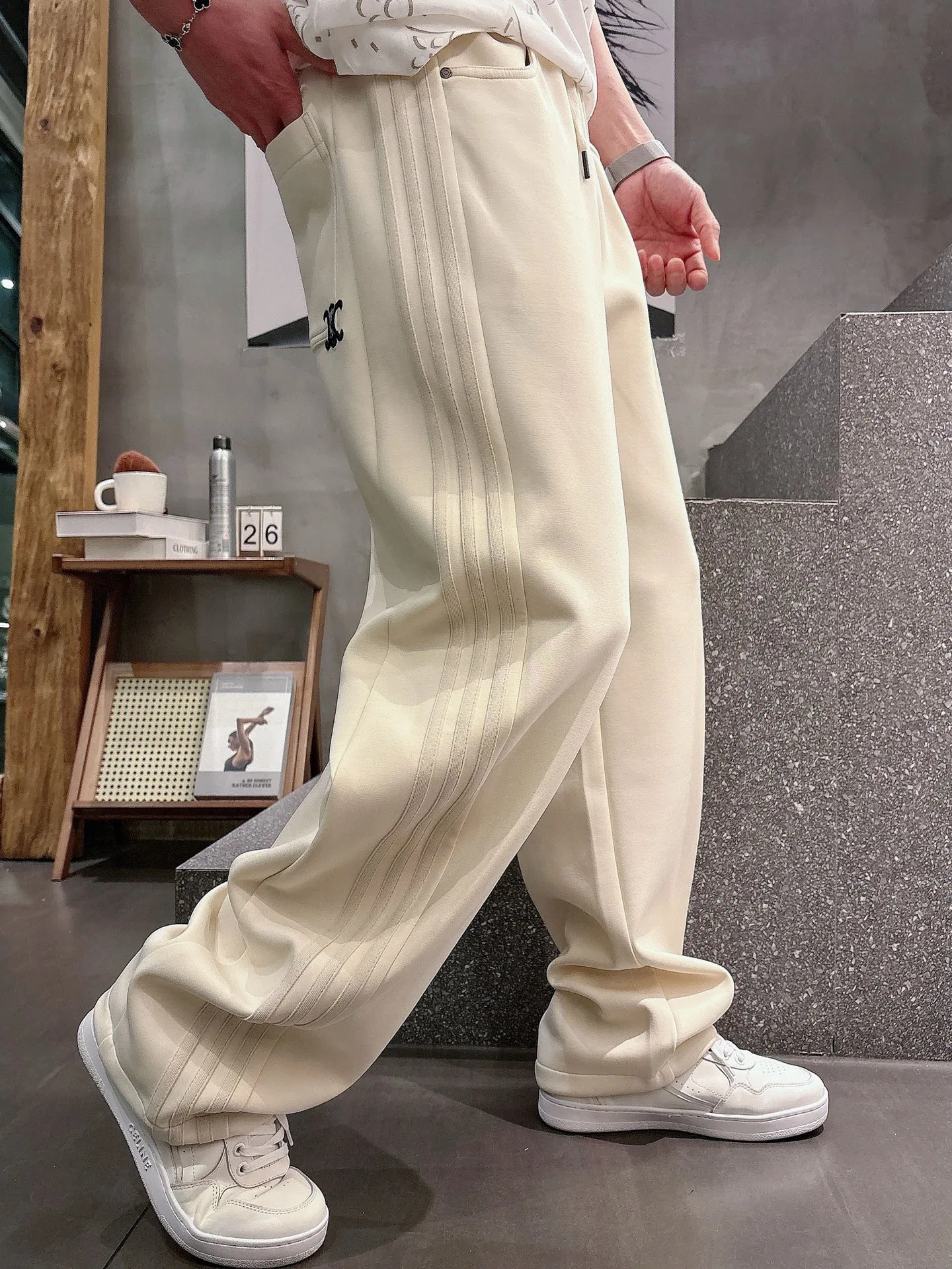 CEL 27FW BVLTUUD 002 스웻팬츠 19