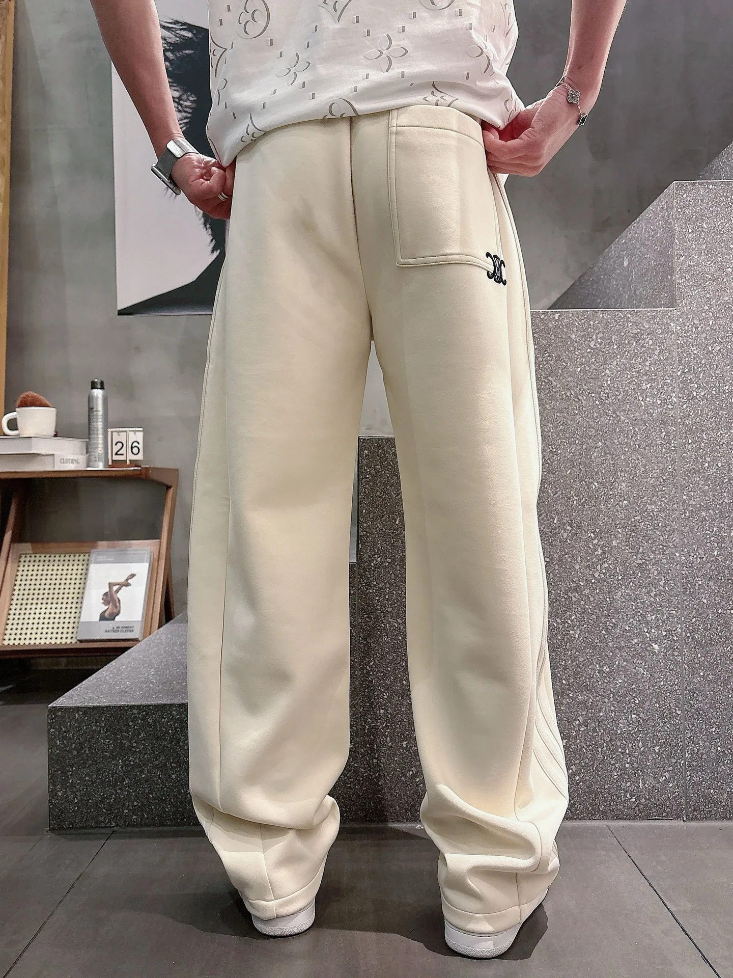 CEL 27FW BVLTUUD 002 스웻팬츠 20