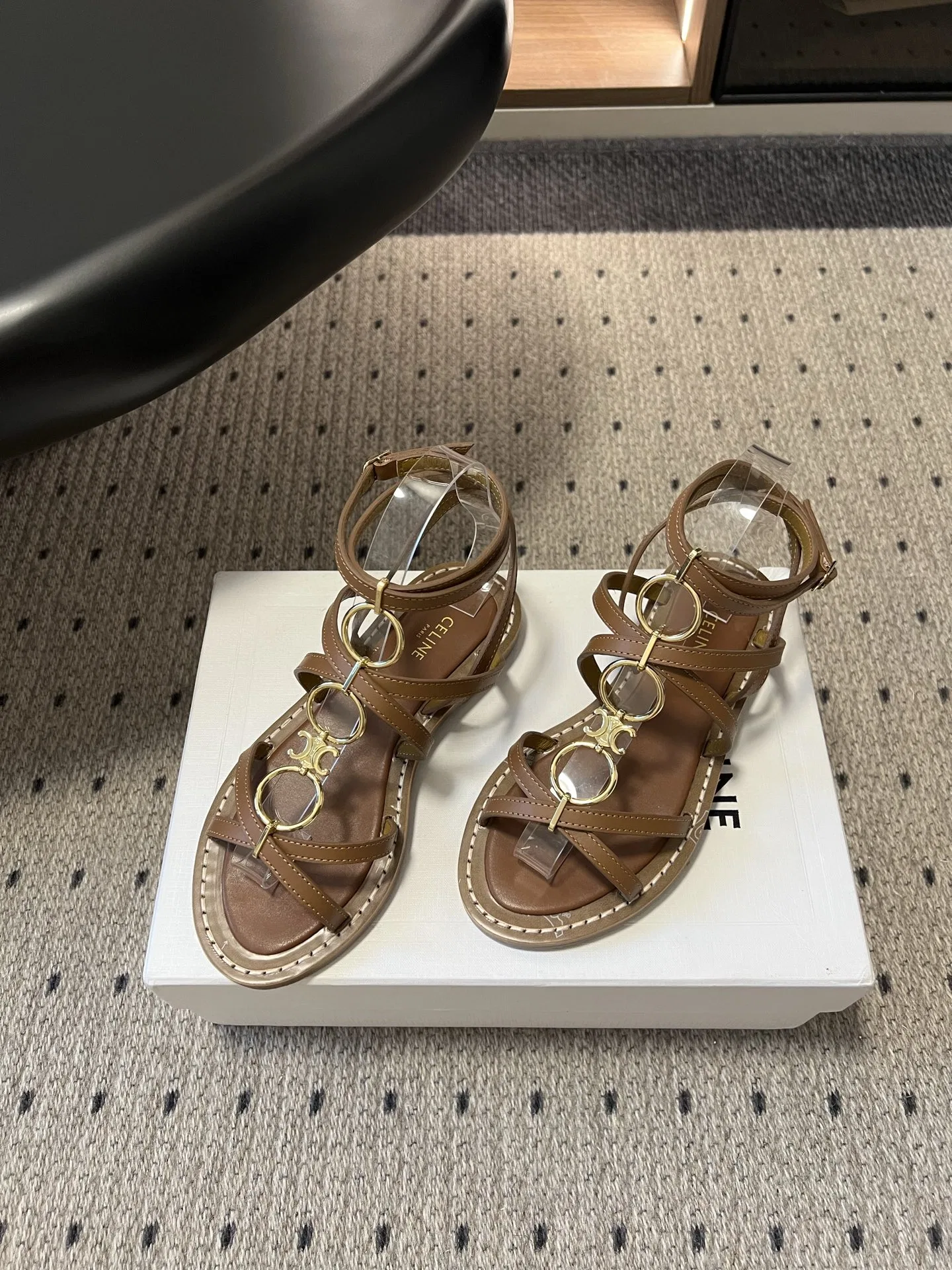 CEL 27FW JGGFCFW 009 샌들 20
