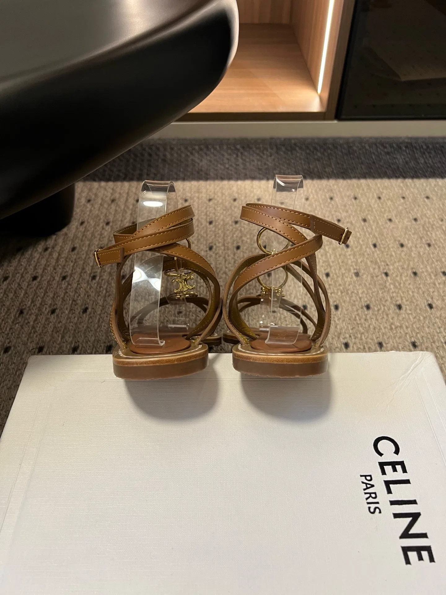 CEL 27FW JGGFCFW 009 샌들 26