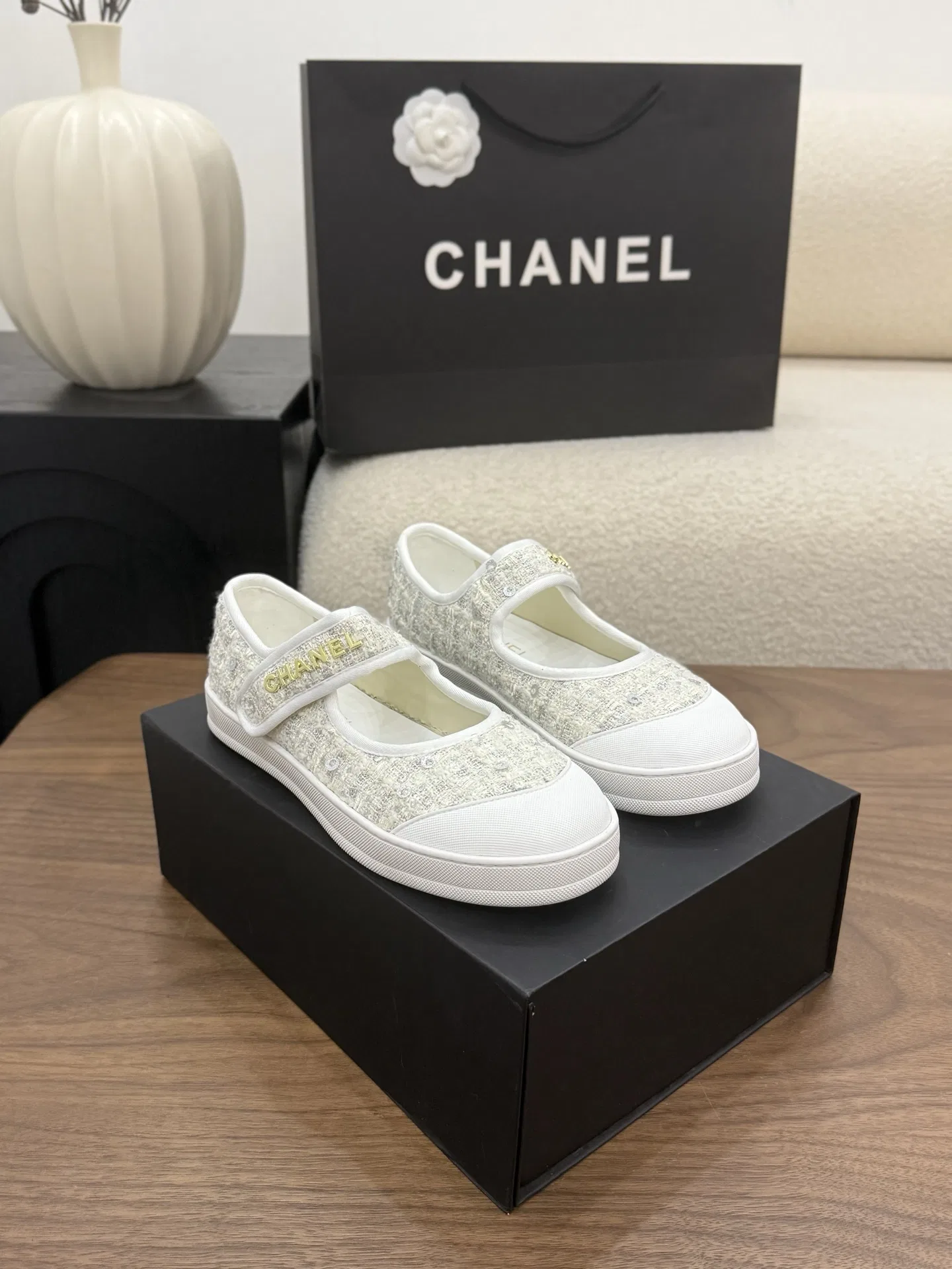 CHA 27FW MSEOZZY 016 플랫슈즈 10