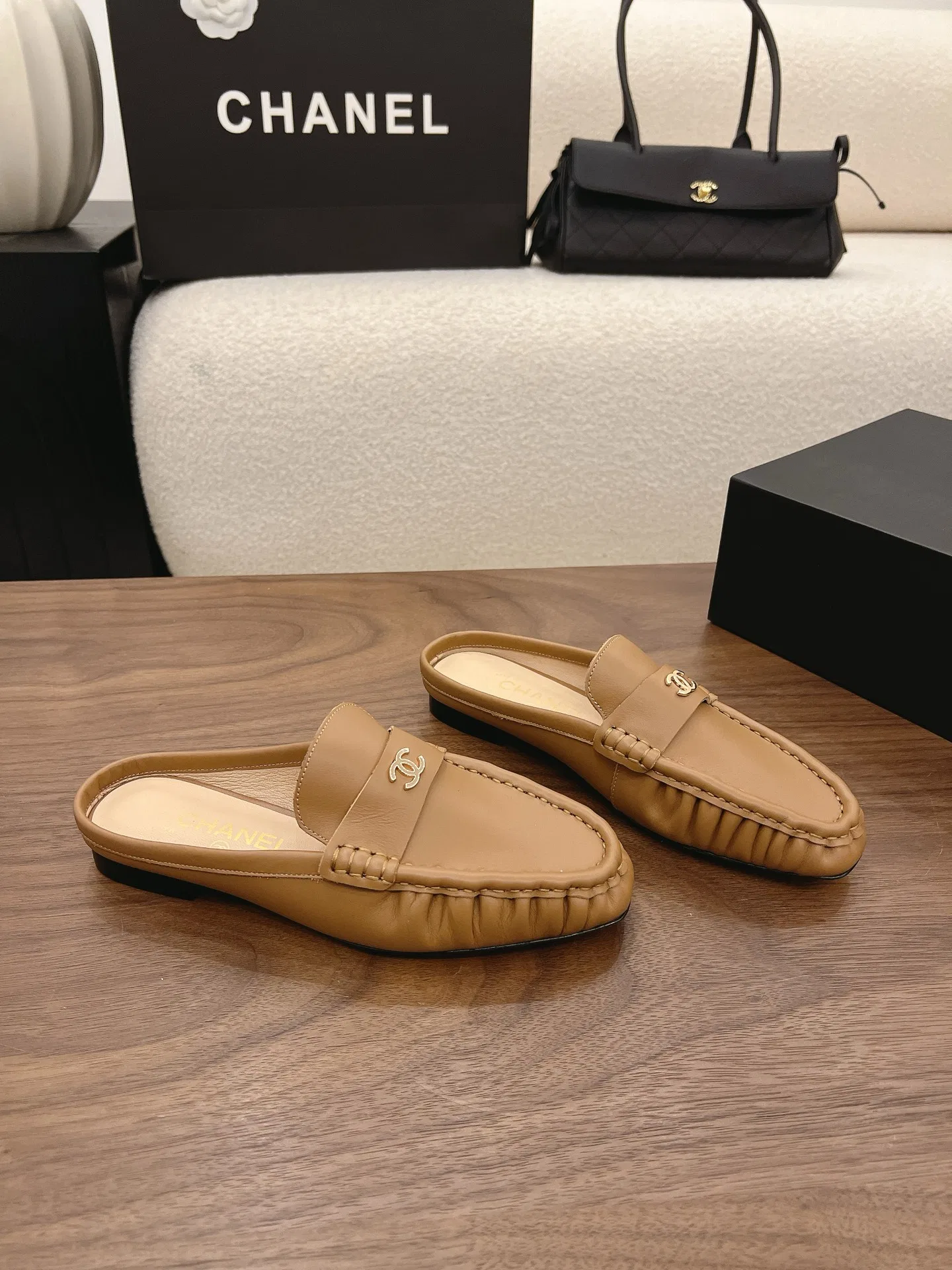 CHA 27FW MSEOZZY 074 로퍼 9