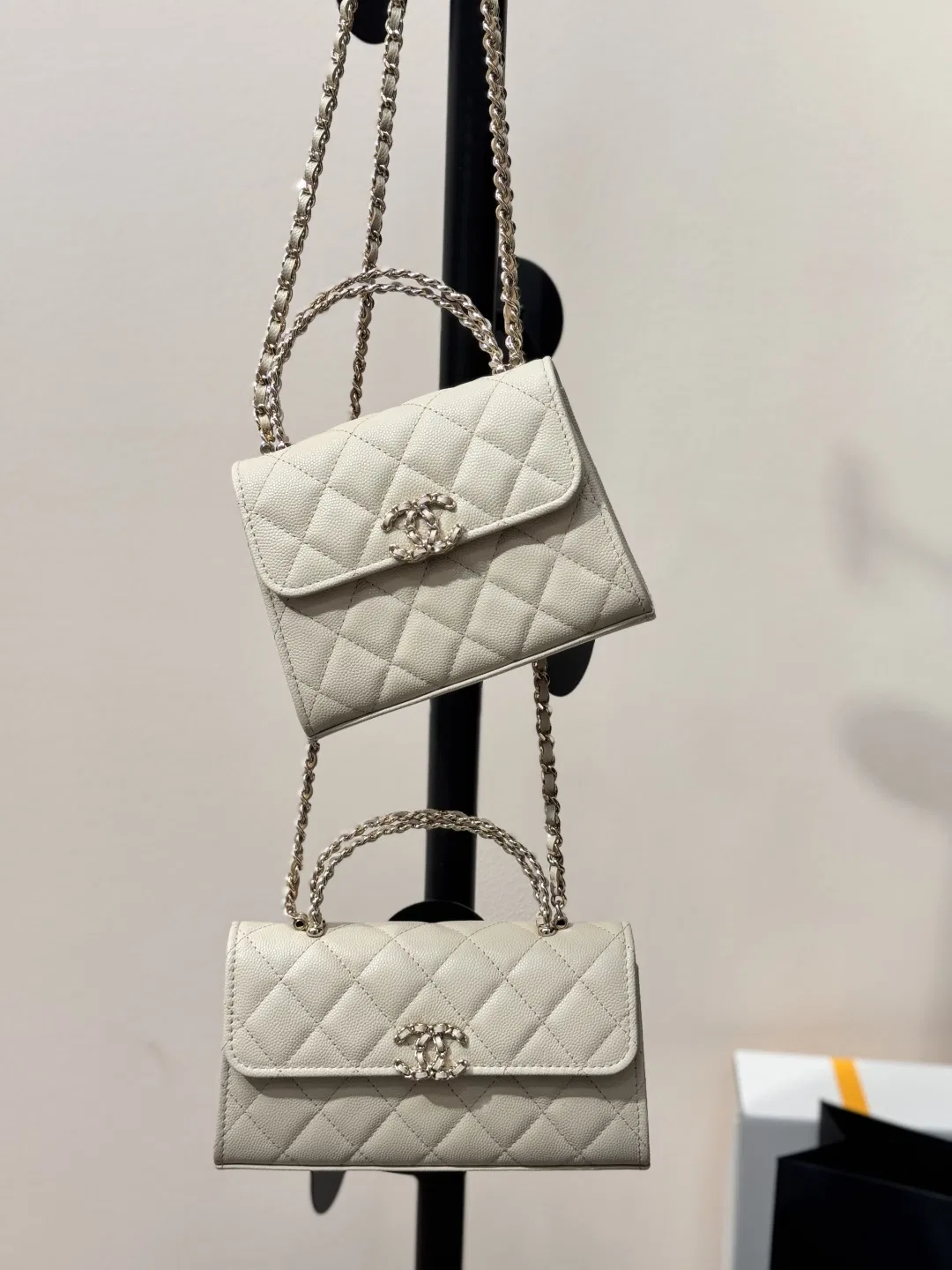CHA 27FW MSEOZZY 085 숄더백 8