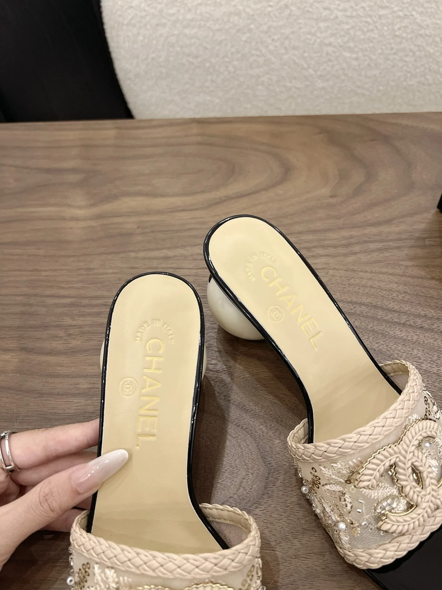 CHA 27FW MSEOZZY 094 구두 18