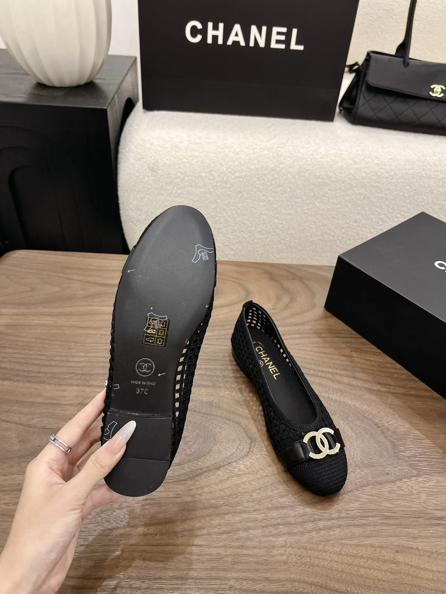 CHA 27FW MSEOZZY 096 플랫슈즈 9