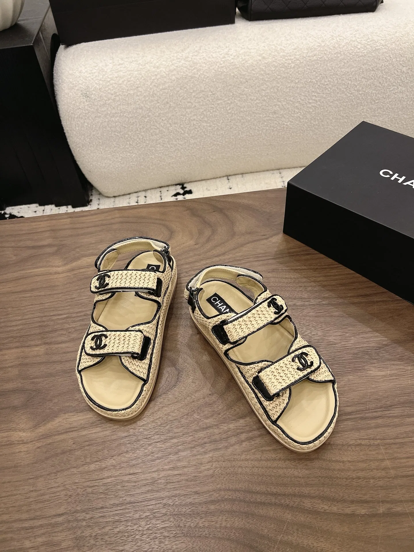 CHA 27FW MSEOZZY 125 슬리퍼 25