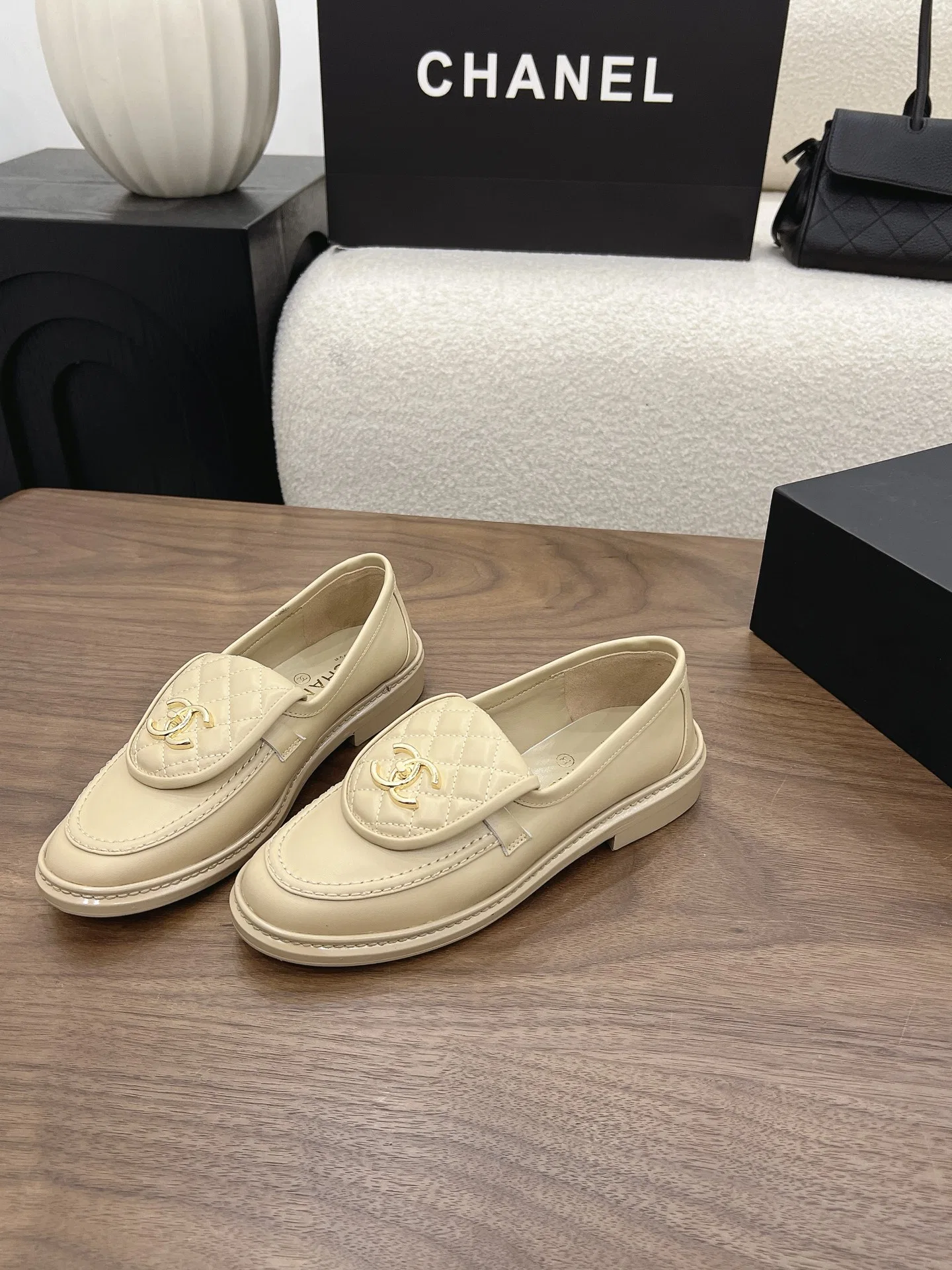 CHA 27FW MSEOZZY 130 구두 10