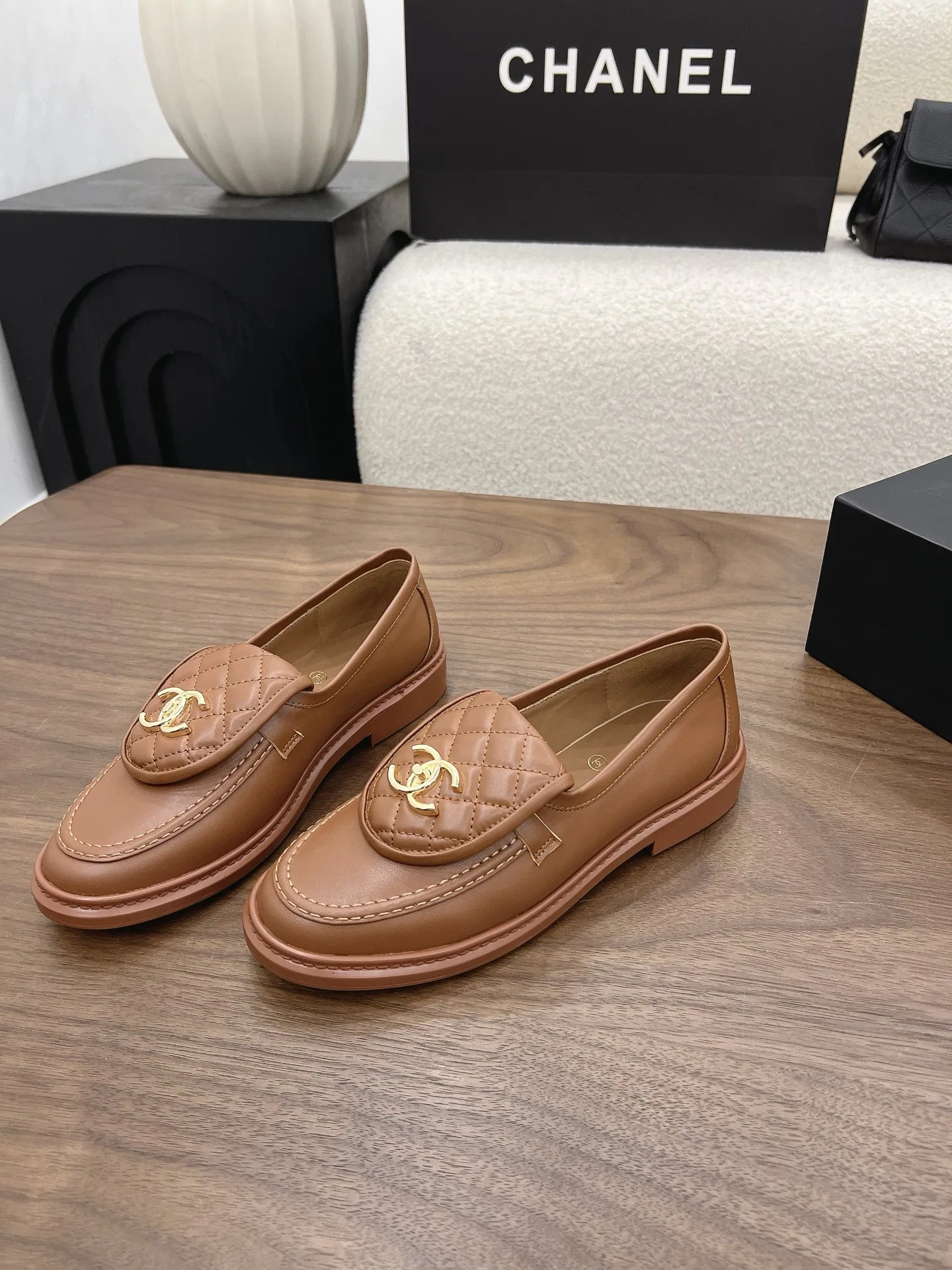CHA 27FW MSEOZZY 130 구두 54