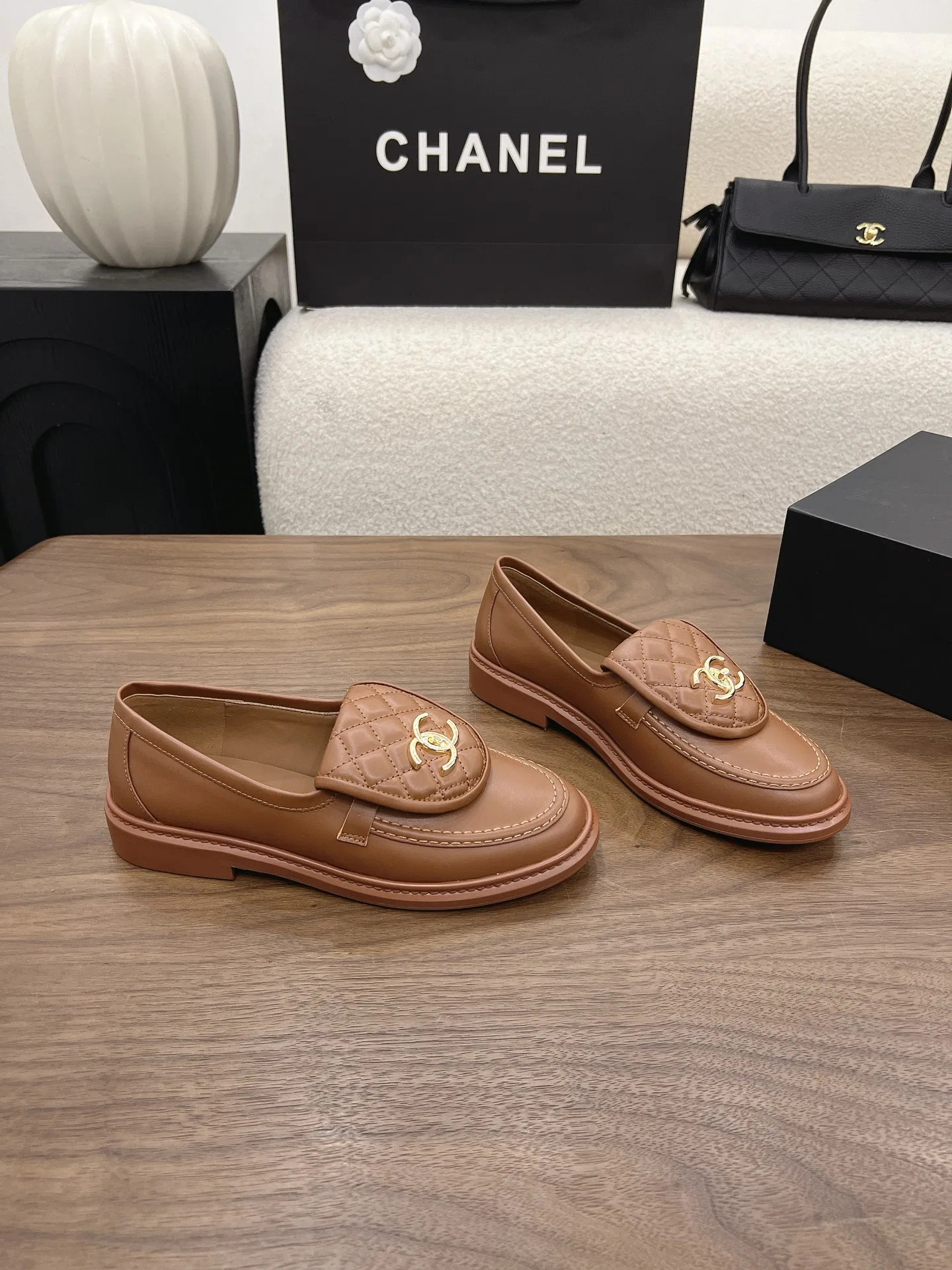CHA 27FW MSEOZZY 130 구두 57