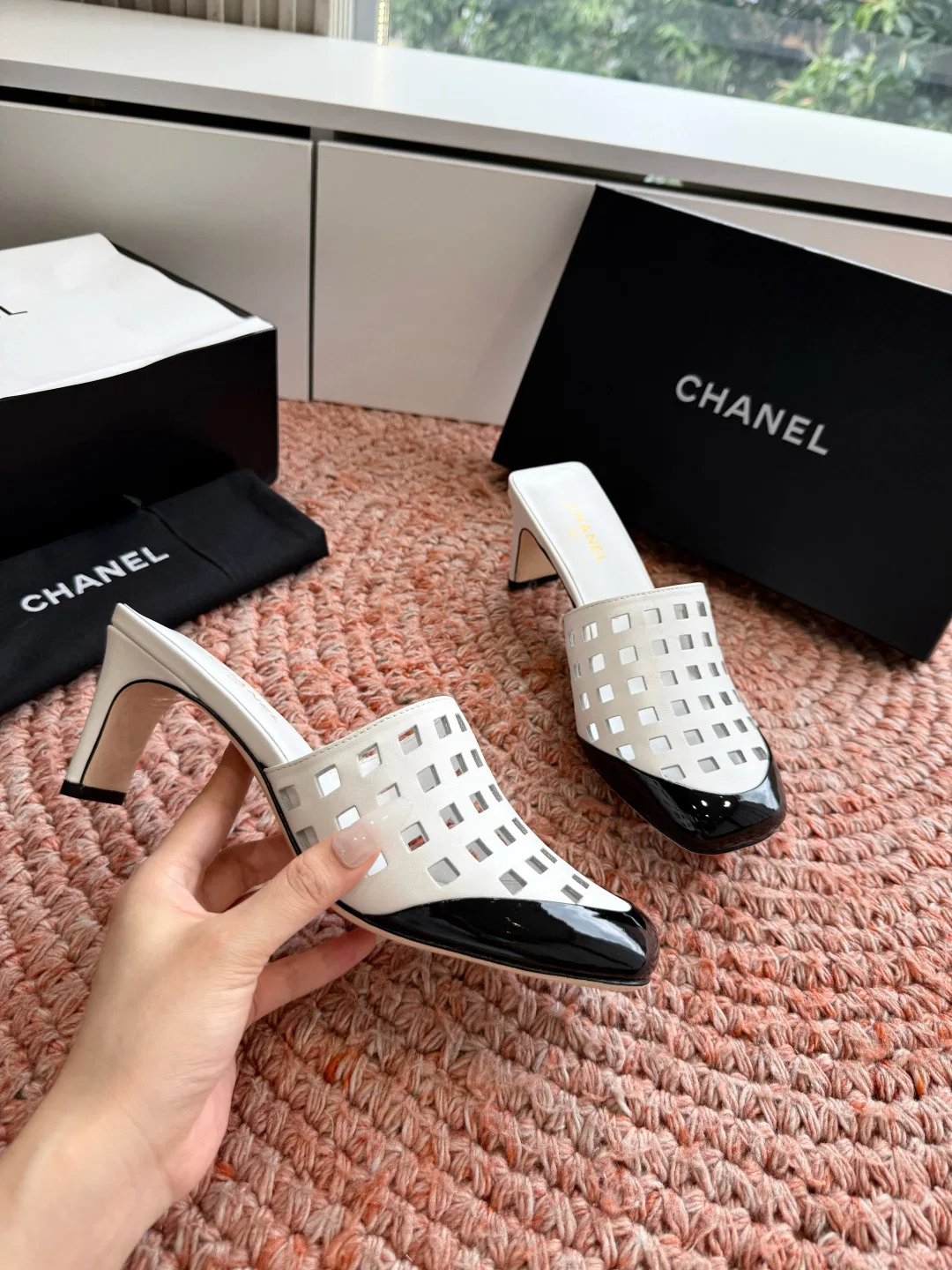 CHA 27FW MSEOZZY 140 구두 40