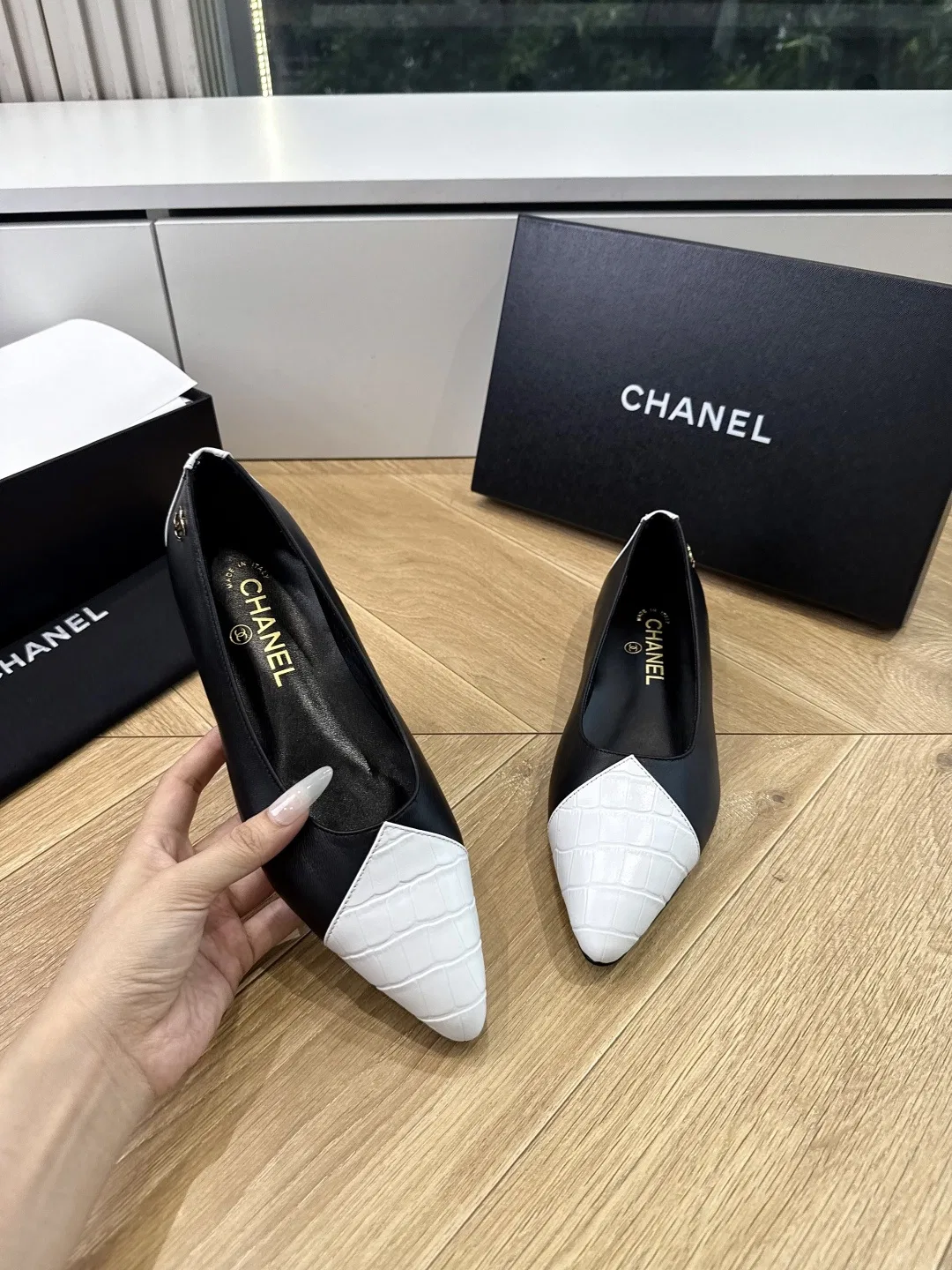 CHA 27FW MSEOZZY 142 구두 62
