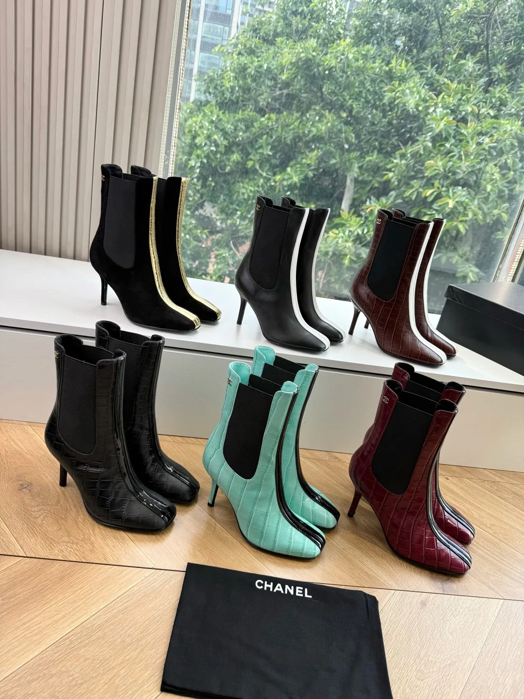 CHA 27FW MSEOZZY 146 부츠 37