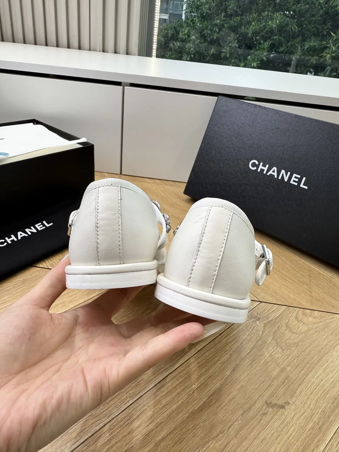 CHA 27FW MSEOZZY 147 플랫슈즈 26