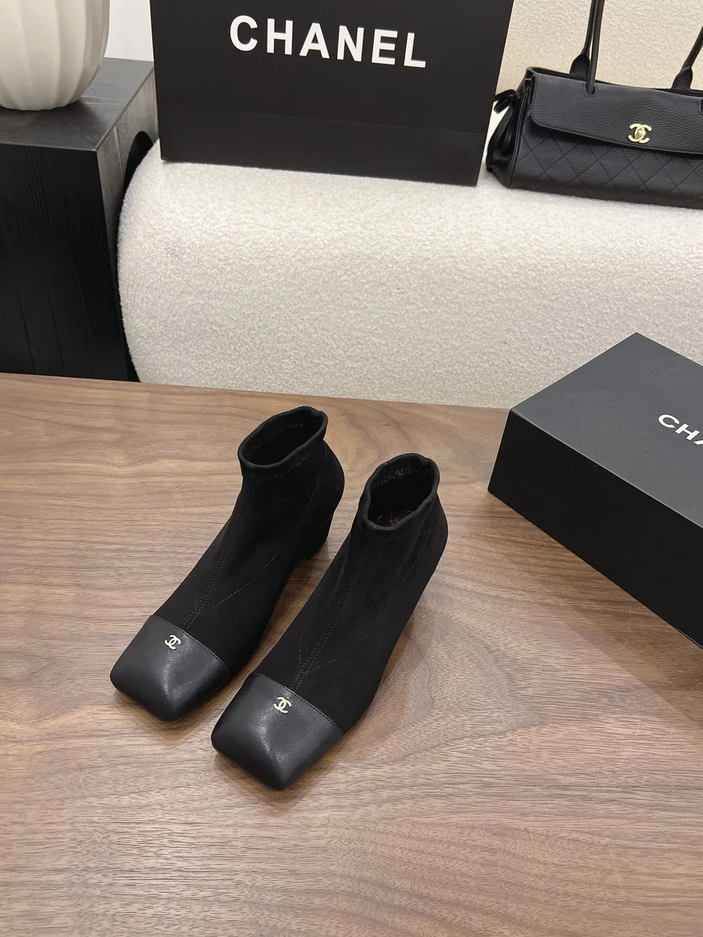 CHA 27FW MSEOZZY 150 부츠 17