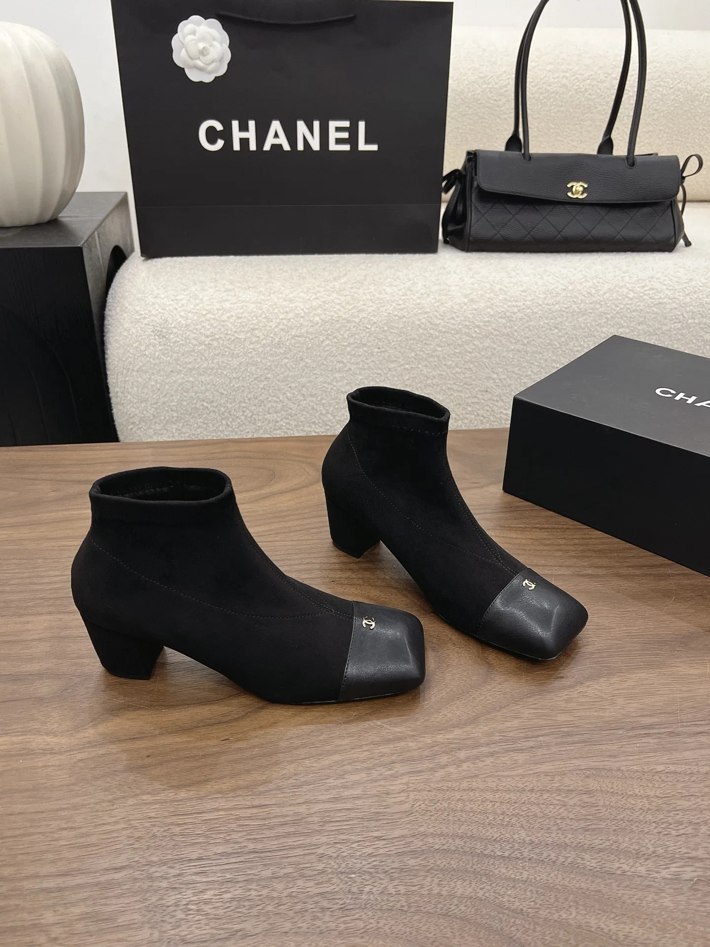 CHA 27FW MSEOZZY 150 부츠 22