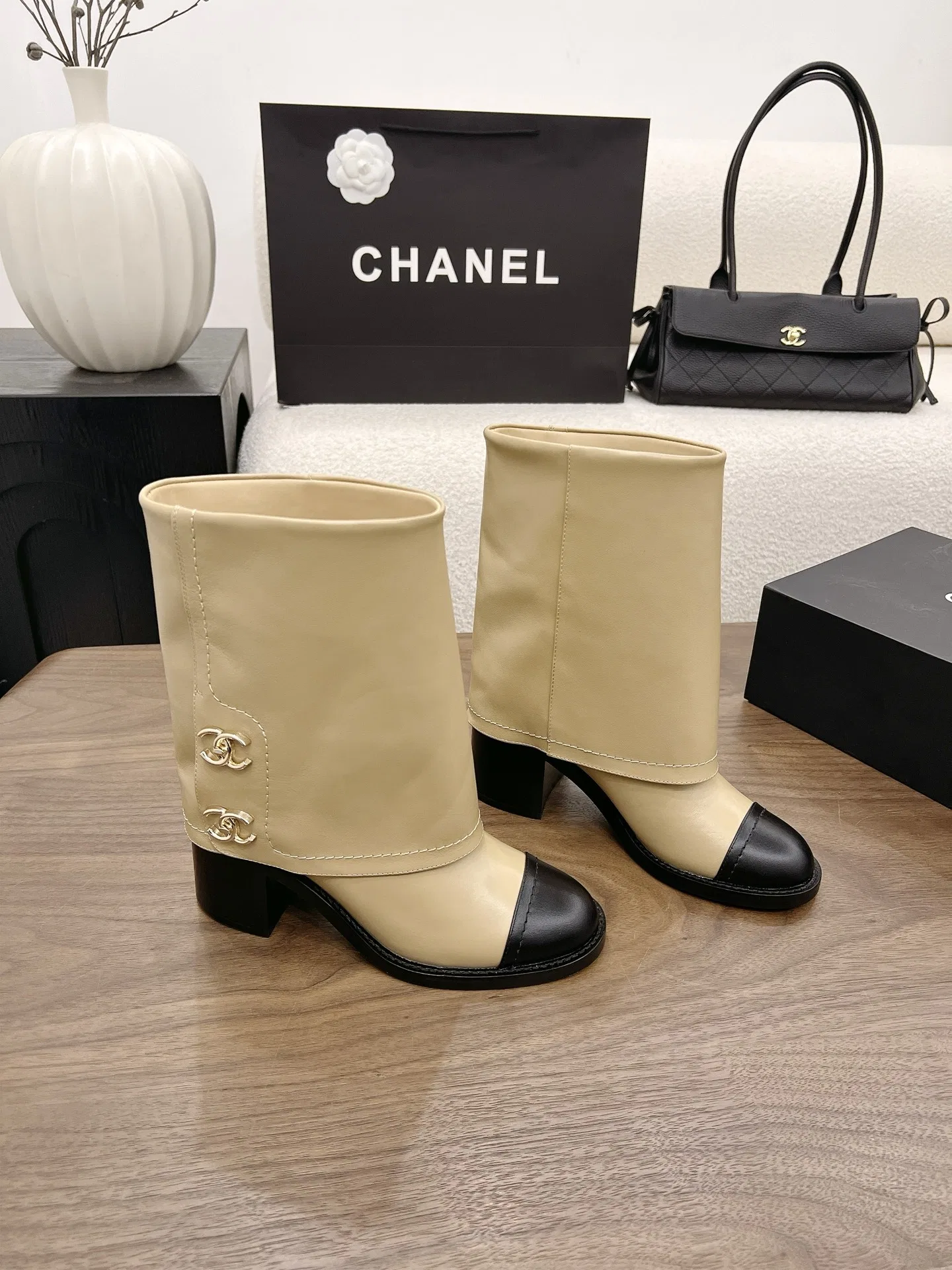 CHA 27FW MSEOZZY 152 부츠 15