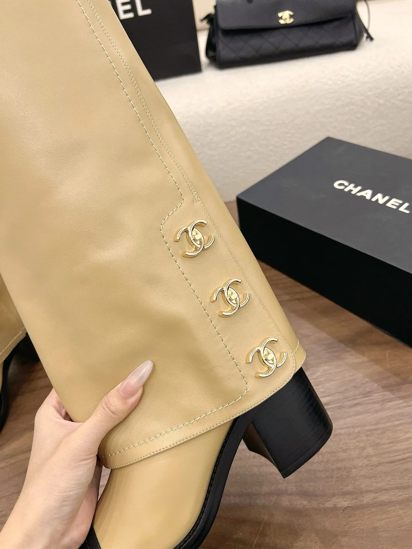 CHA 27FW MSEOZZY 153 부츠 17