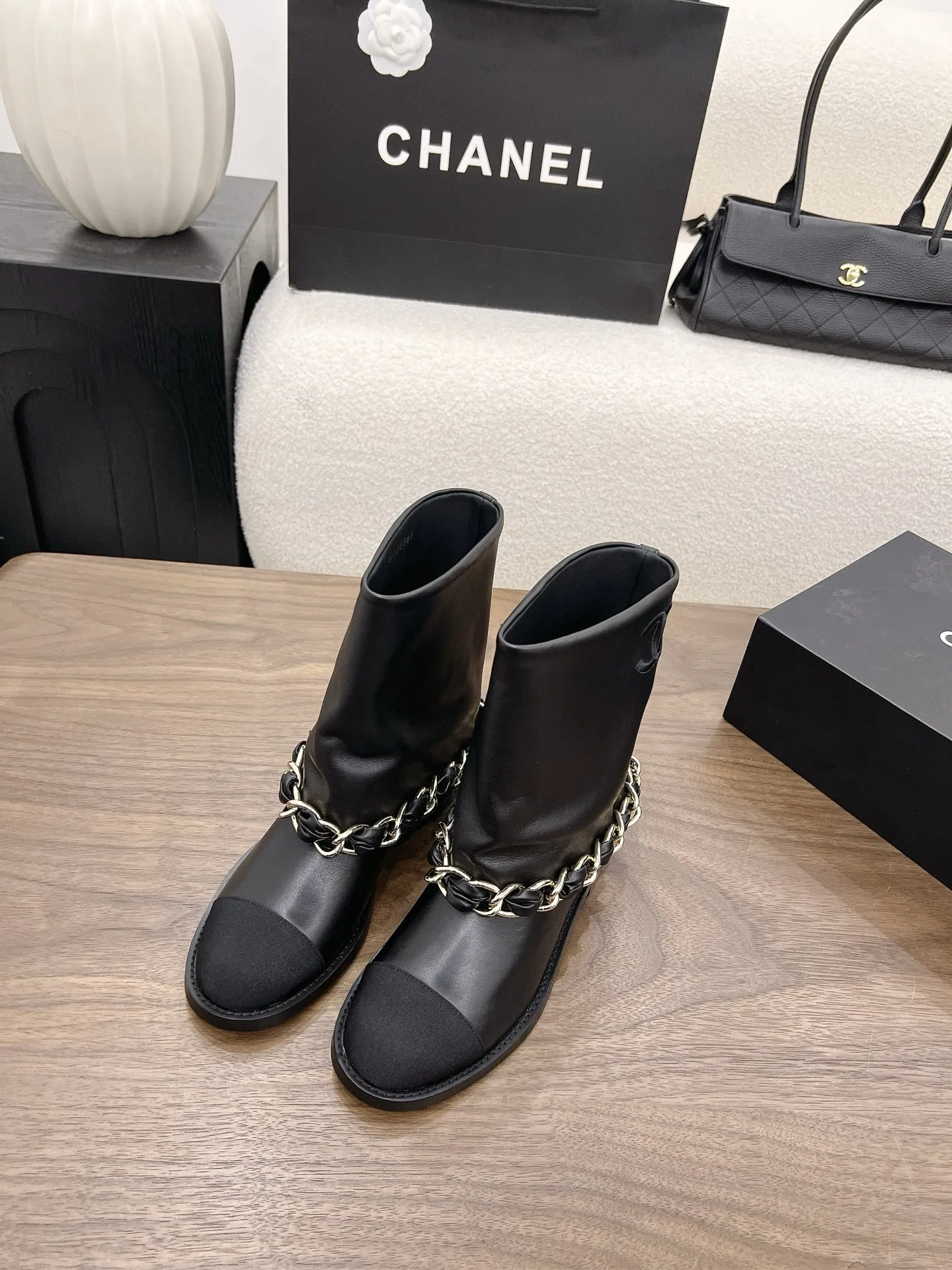 CHA 27FW MSEOZZY 156 부츠 14