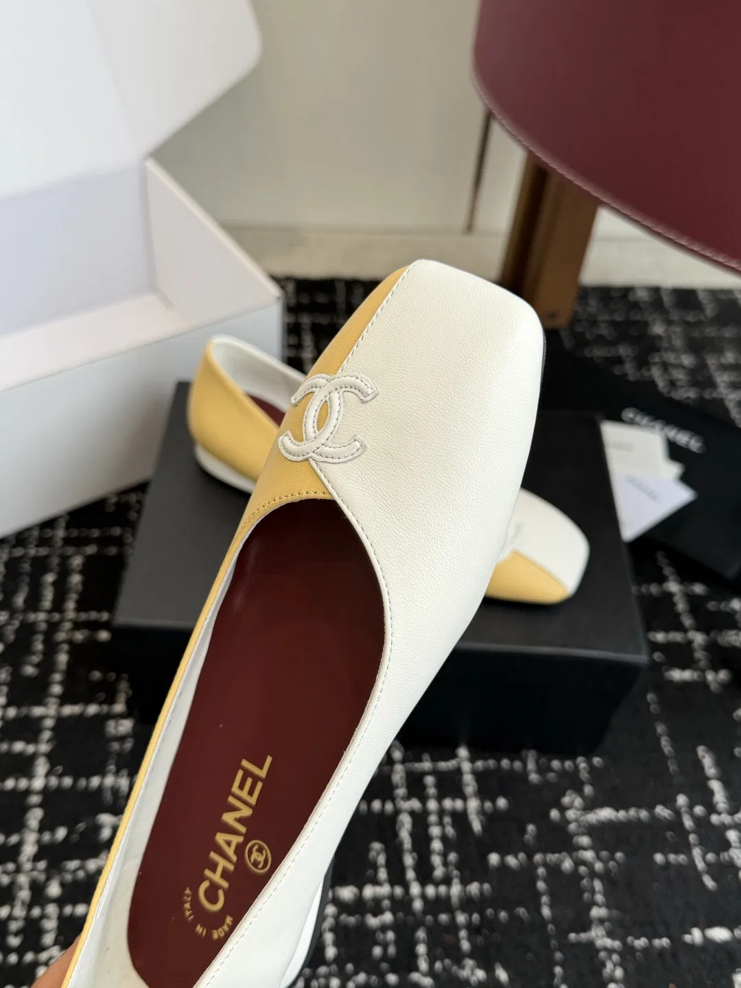 CHA 27FW SNTTJGC 004 플랫슈즈 14