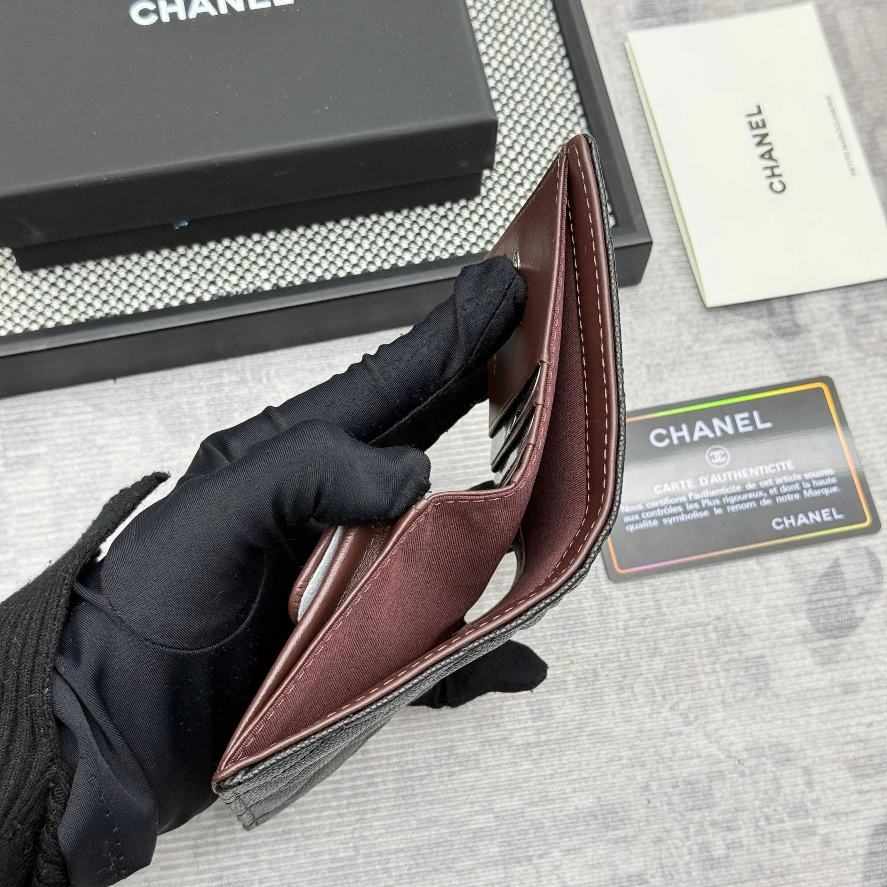 CHA 27FW WBNDIHA 009 지갑 58
