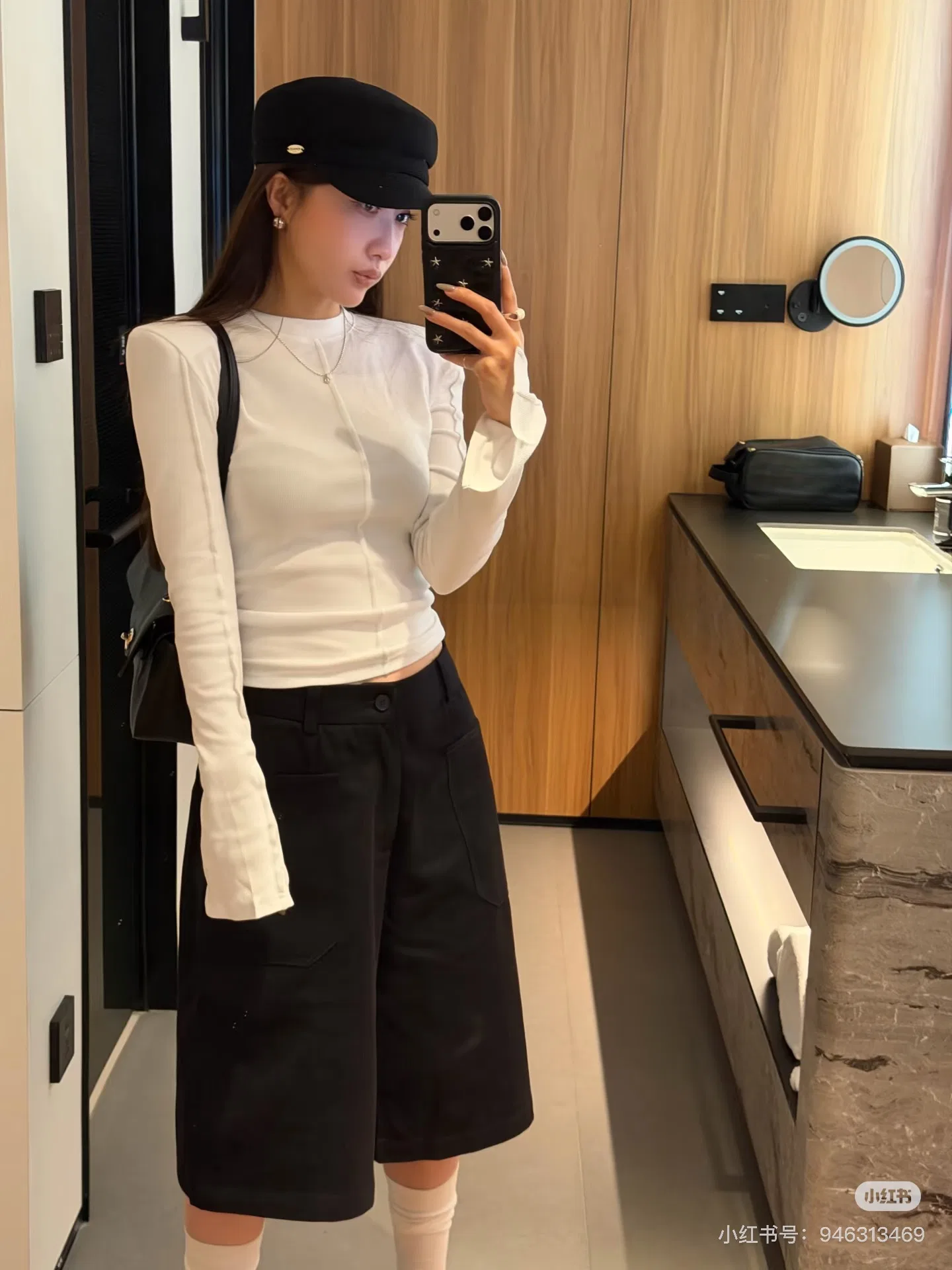 CHA 27FW WBNDIHA 059 숄더백 21