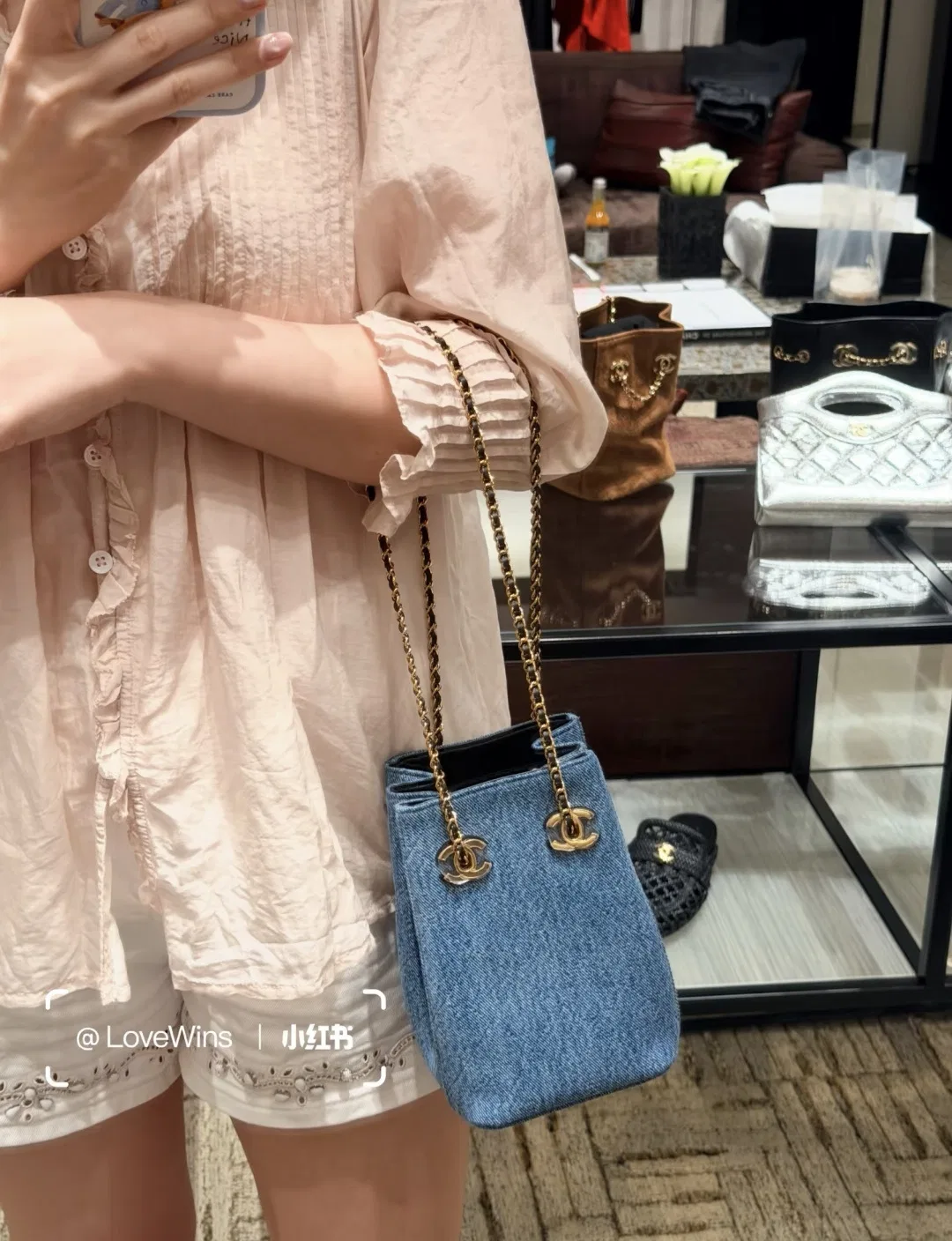CHA 27FW WBNDIHA 210 버킷백 40