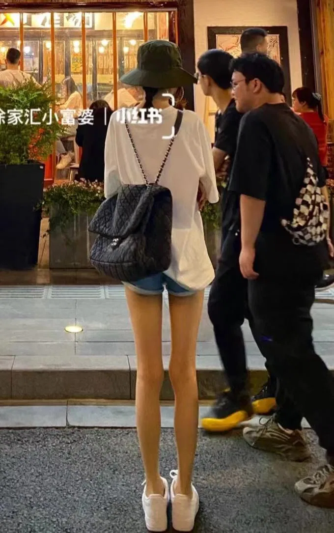 CHA 27FW WBNDIHA 247 숄더백 17