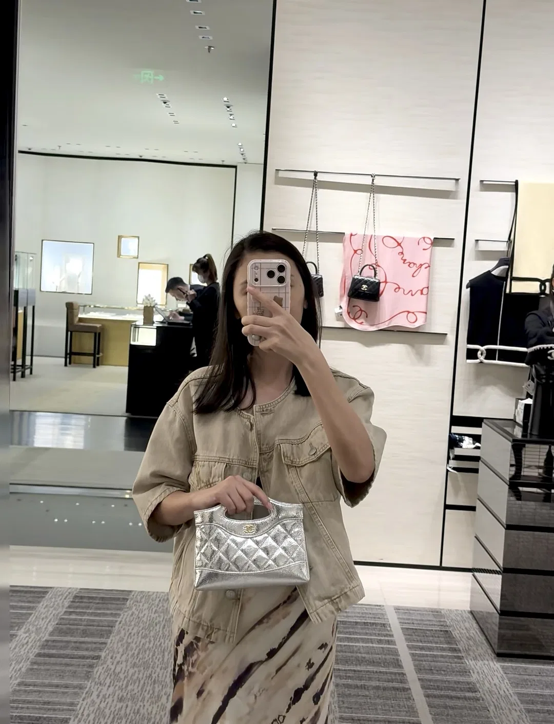 CHA 27FW WBNDIHA 258 토트백 16