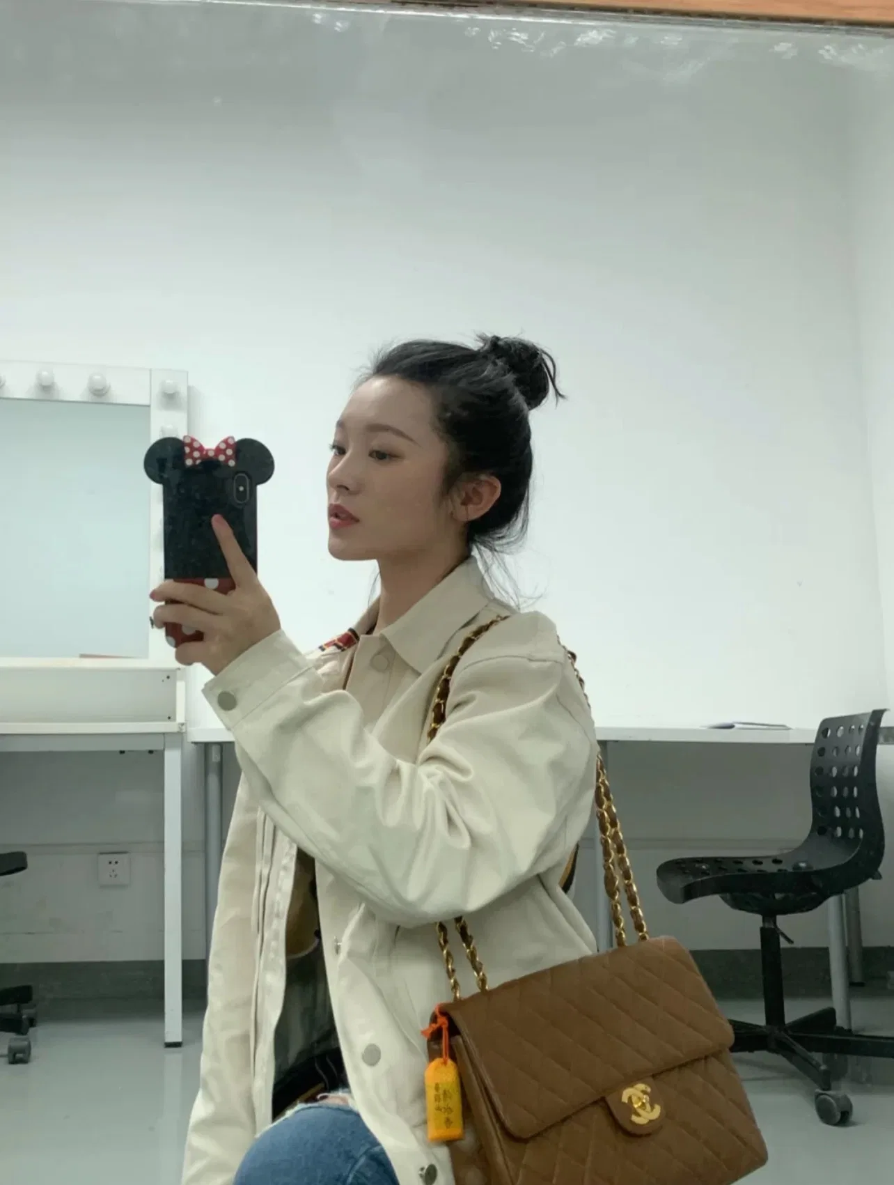 CHA 27FW WBNDIHA 260 숄더백 17
