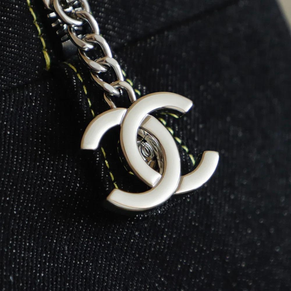 CHA 27FW WBNDIHA 302 토트백 26