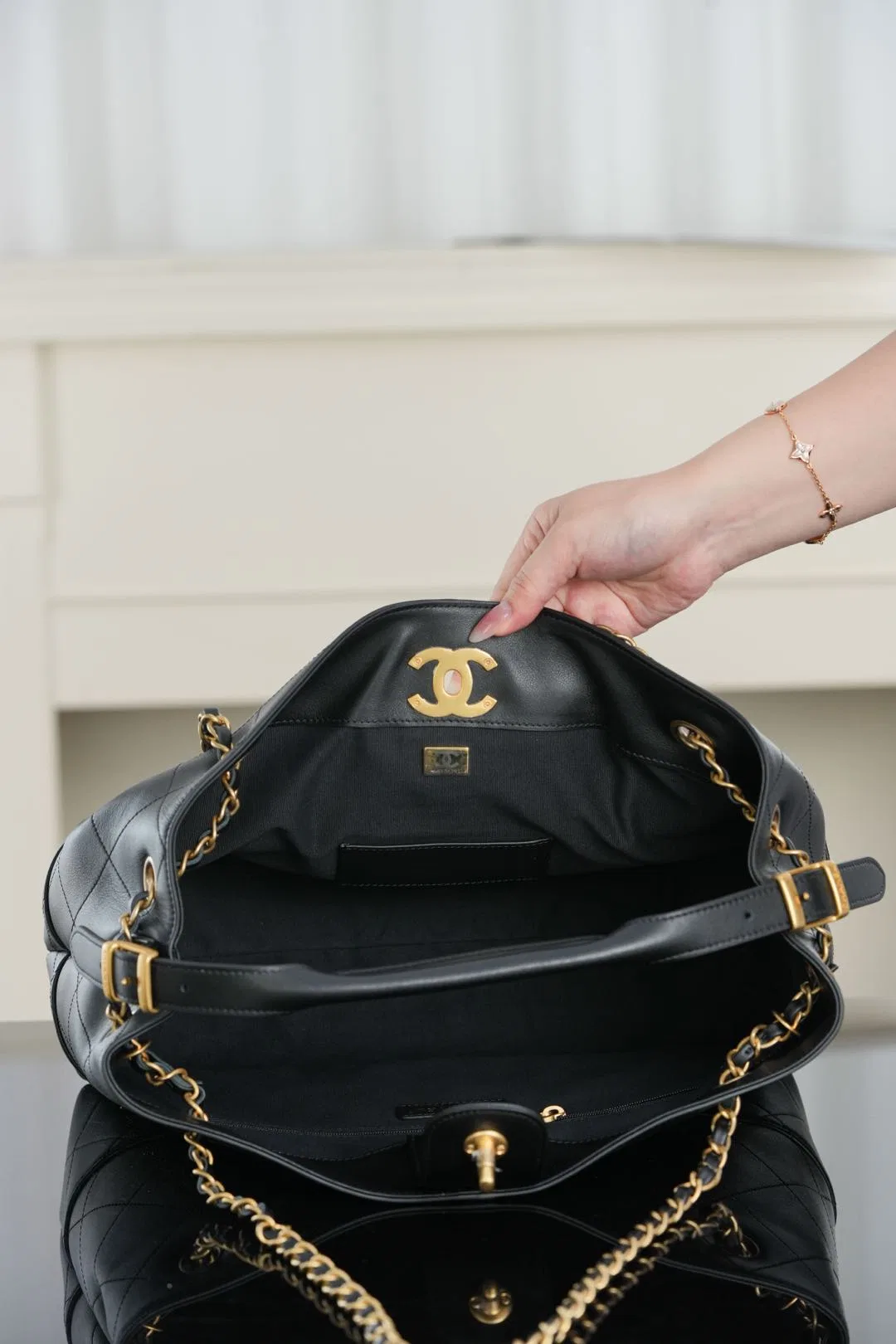 CHA 27FW YJOIKRJ 035 토트백 8