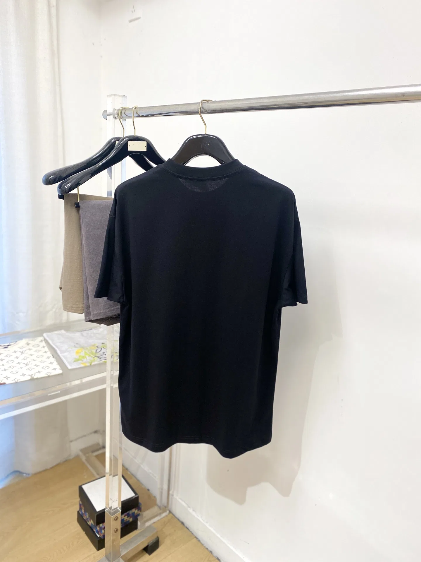 DIO 27FW AIVCBWZ 015 반팔티셔츠 7
