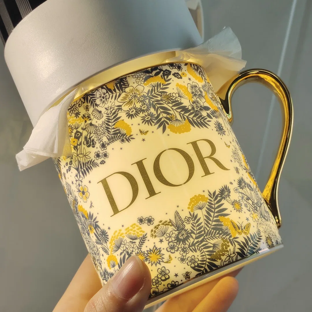 DIO 27FW DDYUTME 012 컵 9