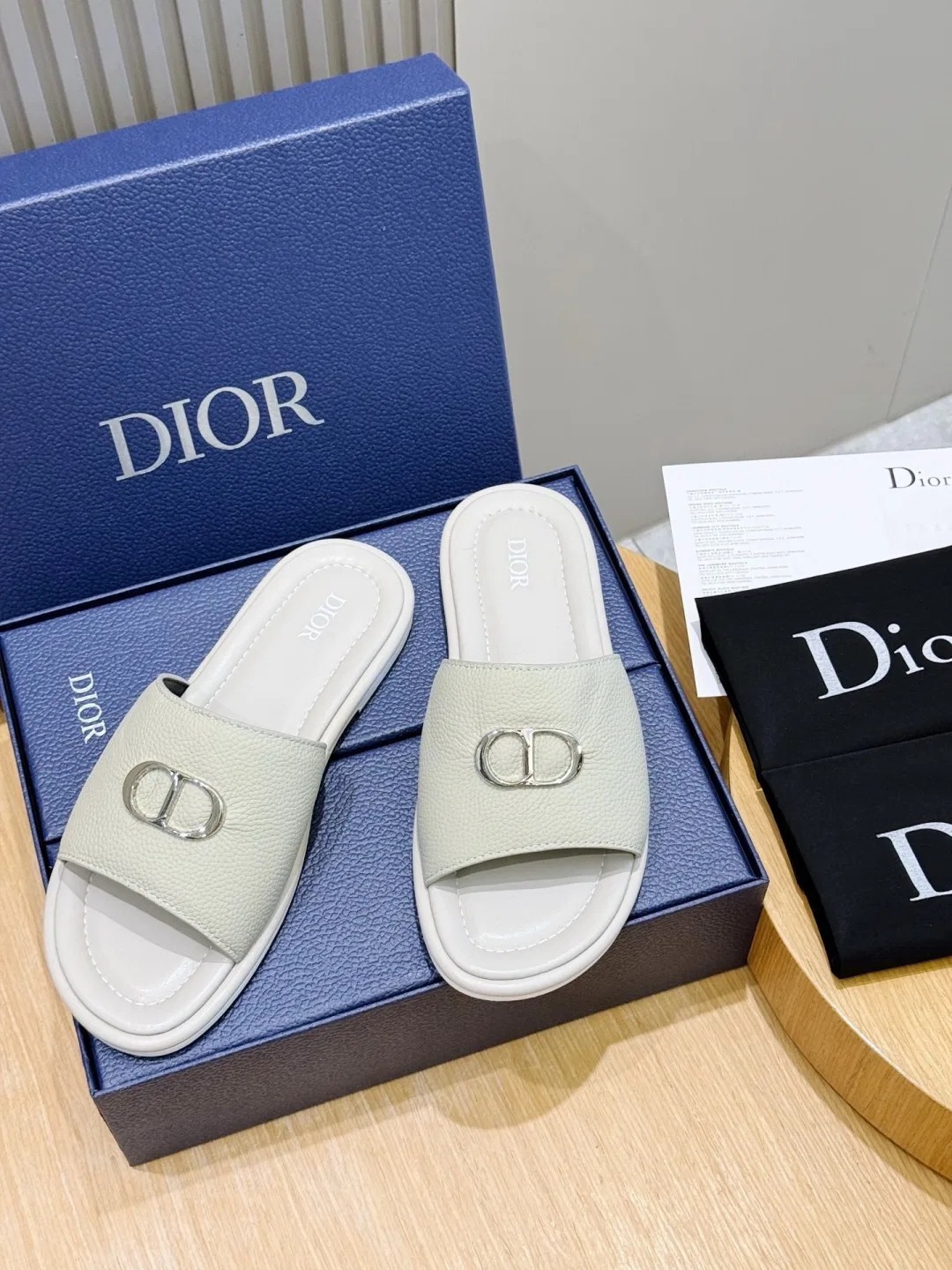 DIO 27FW EVVIHGY 036 슬리퍼 8