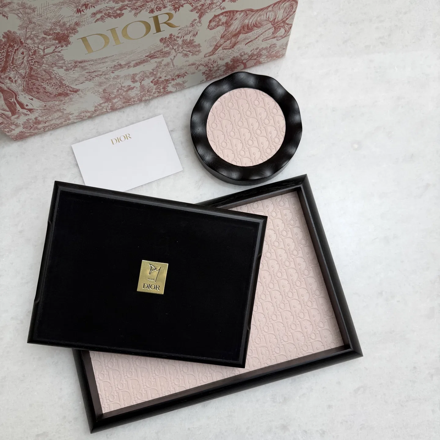 DIO 27FW HEYSUYT 009 트레이 17