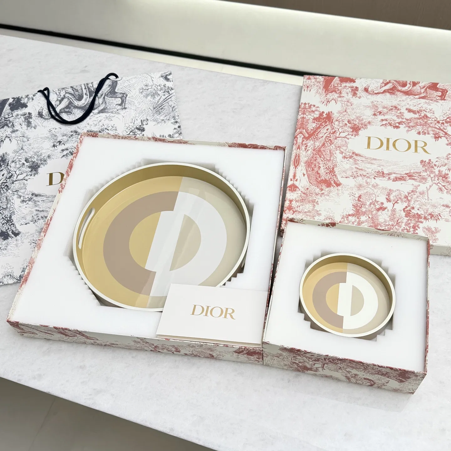 DIO 27FW IOEANZS 001 트레이 79