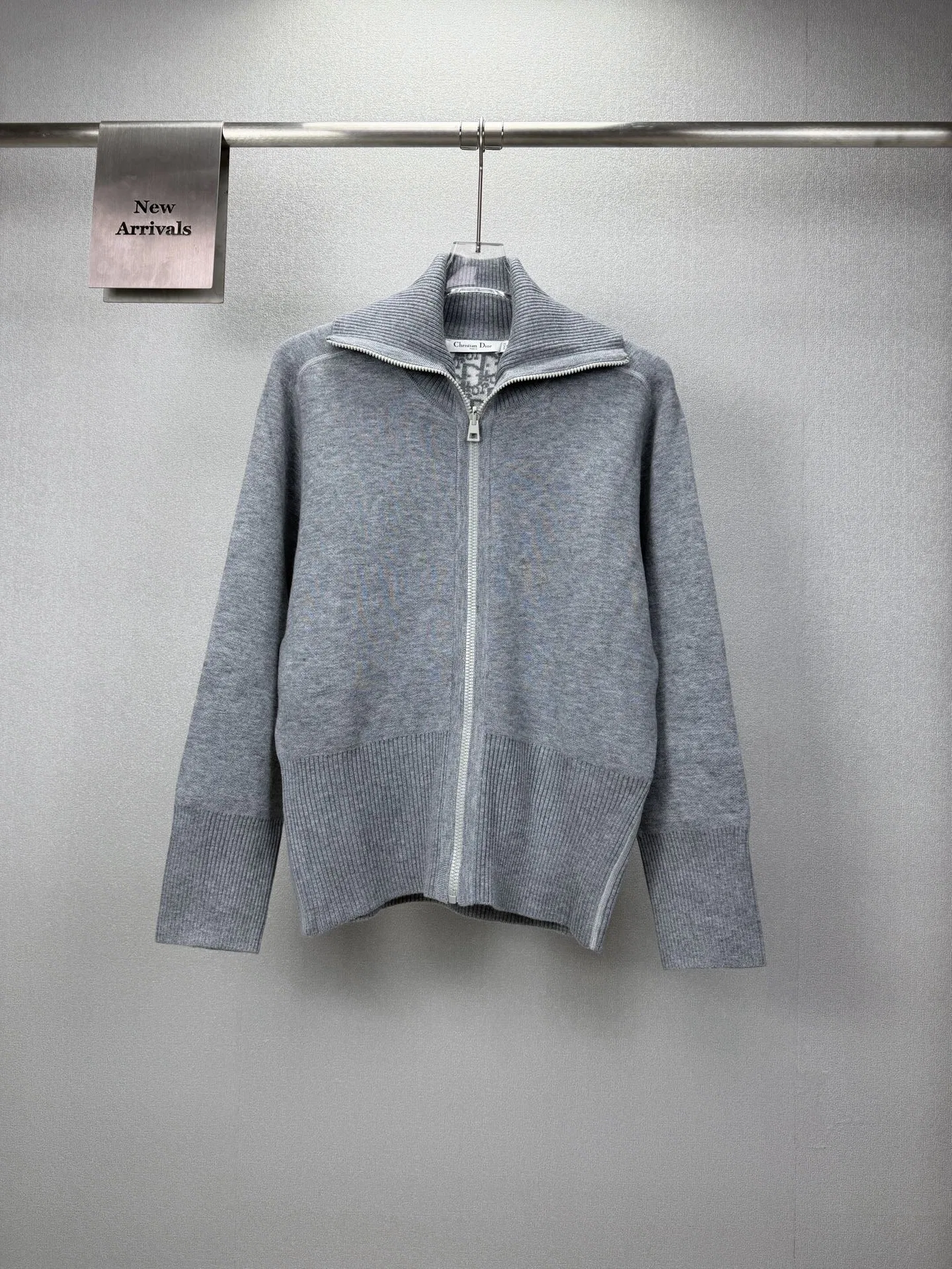 DIO 27FW IRHLXIN 012 집업후드 12