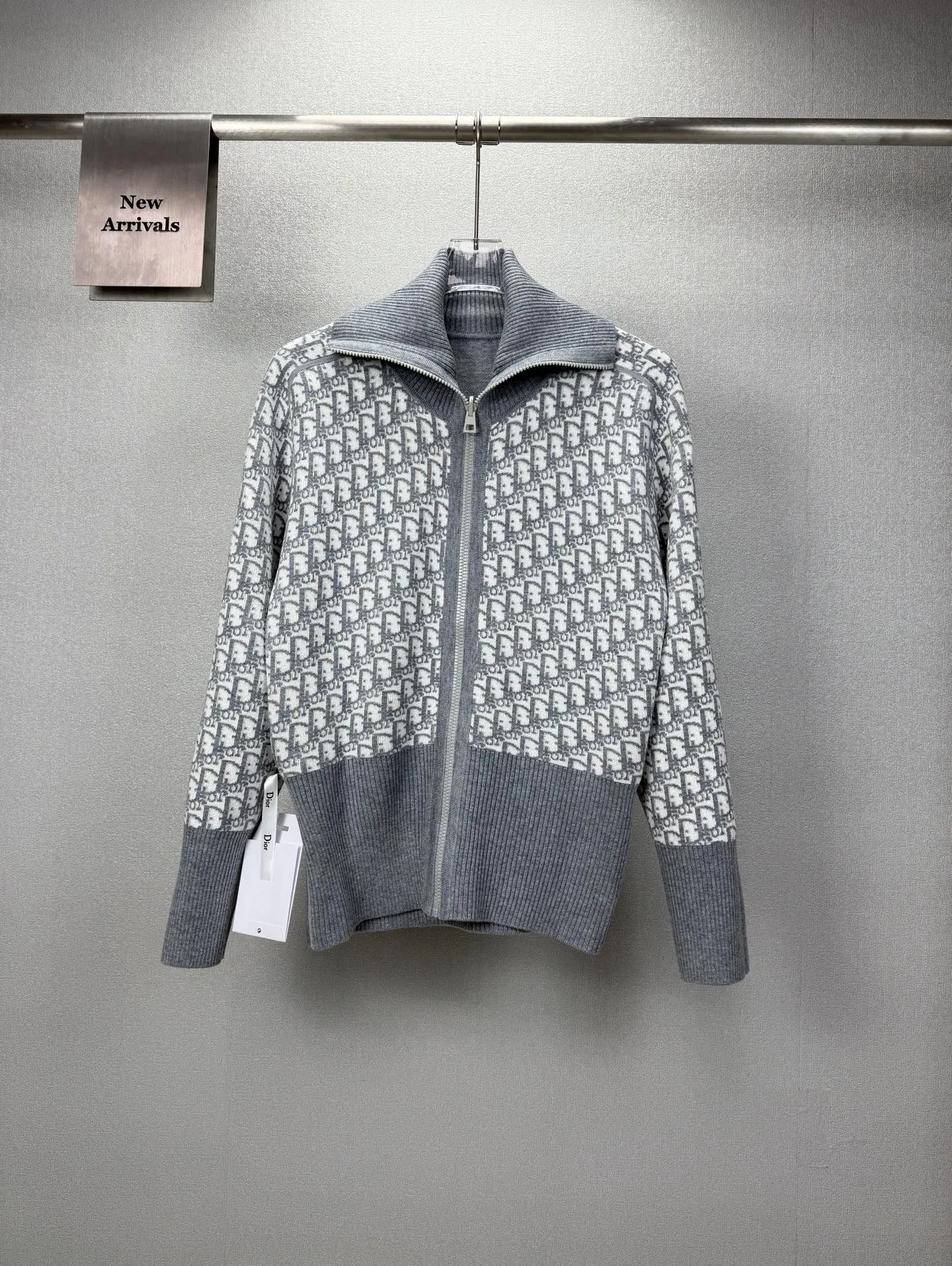 DIO 27FW IRHLXIN 012 집업후드 14