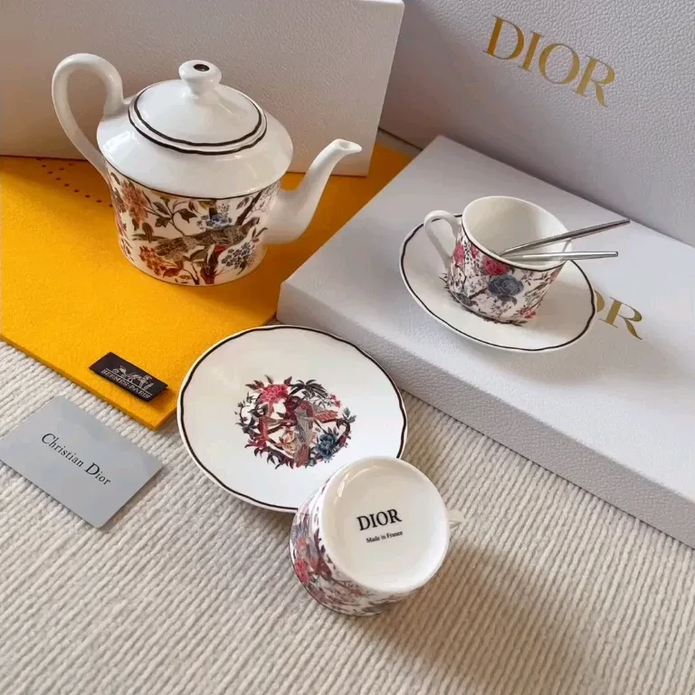 DIO 27FW OJOMUZF 049 찻잔세트 8