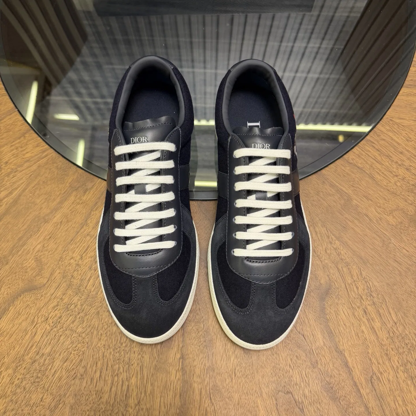 DIO 27FW OUNYZGO 002 스니커즈 19