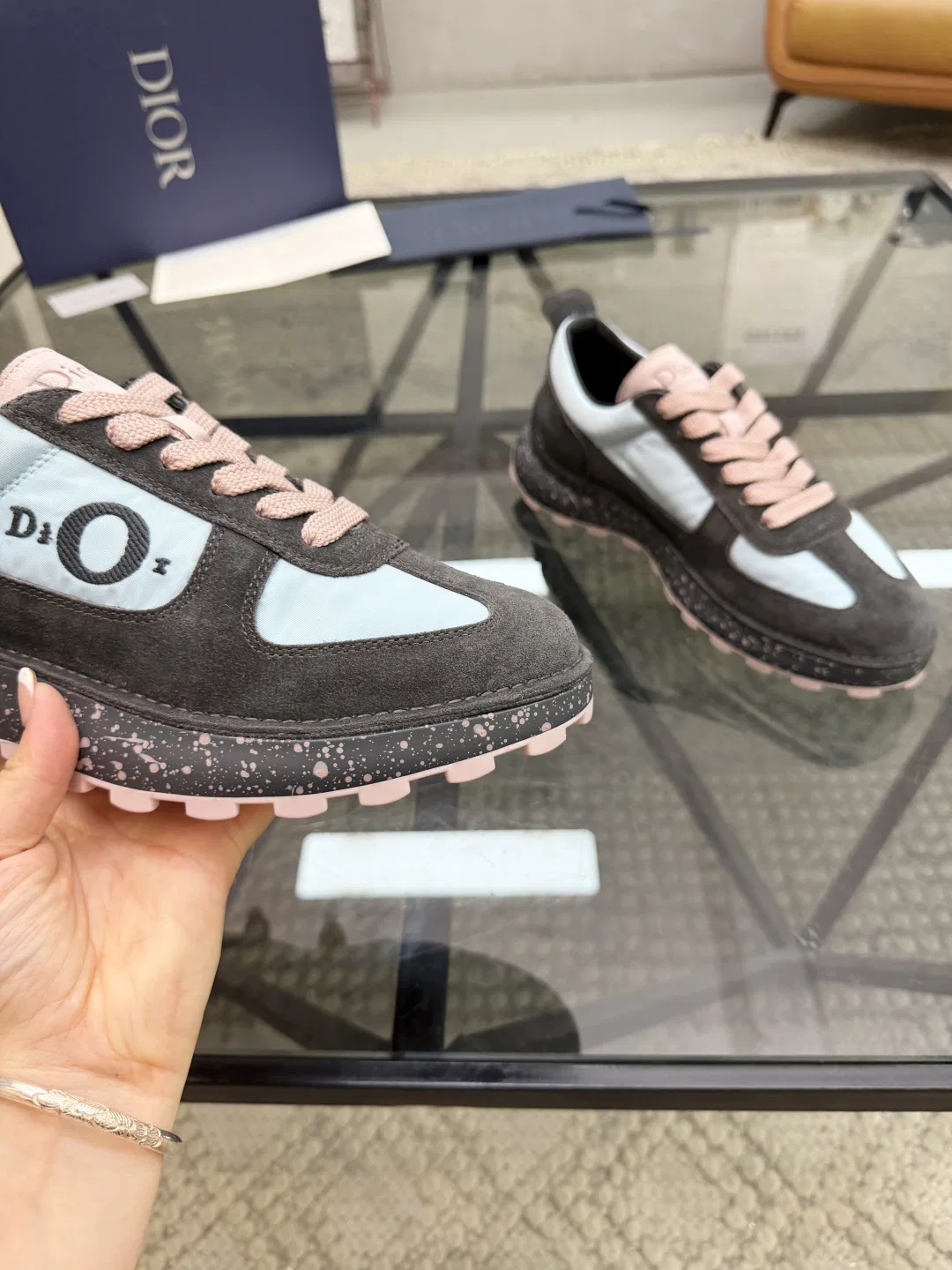 DIO 27FW OUNYZGO 003 스니커즈 15
