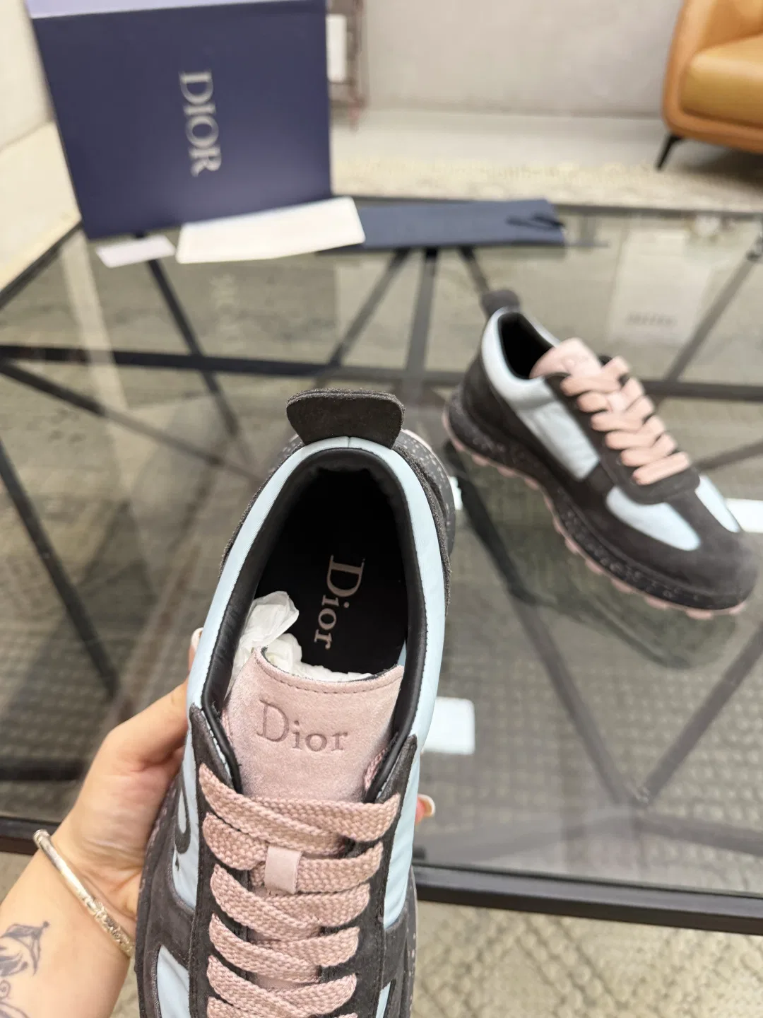DIO 27FW OUNYZGO 003 스니커즈 16