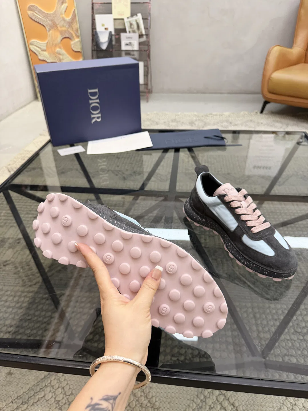 DIO 27FW OUNYZGO 003 스니커즈 18