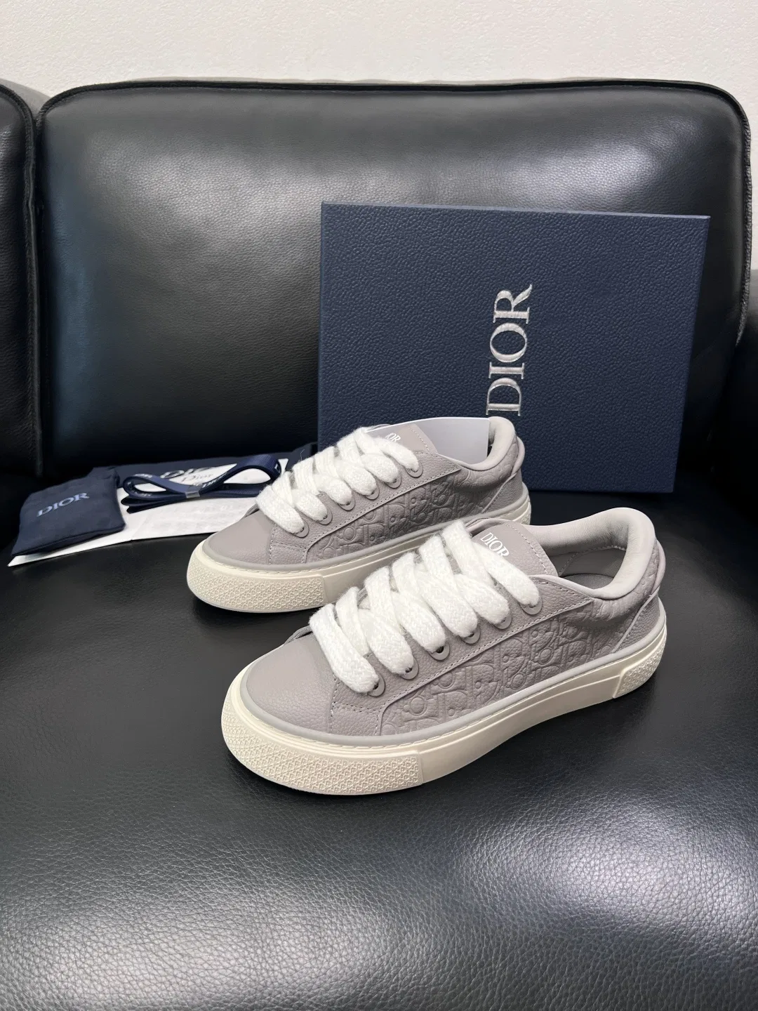 DIO 27FW OUNYZGO 004 스니커즈 11