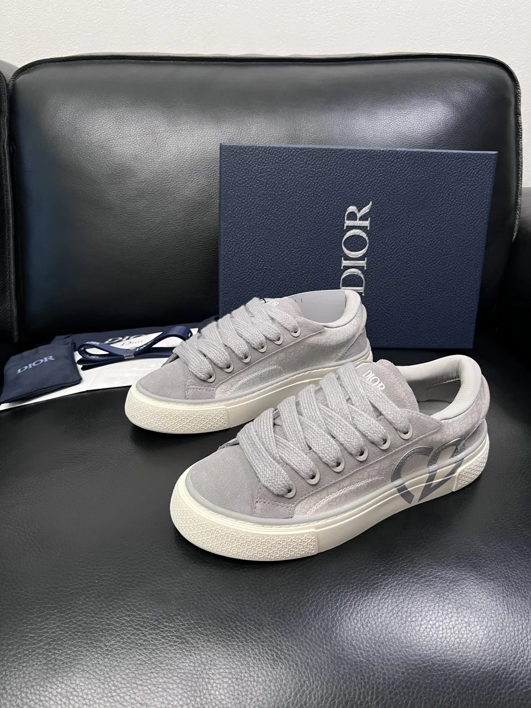 DIO 27FW OUNYZGO 004 스니커즈 37