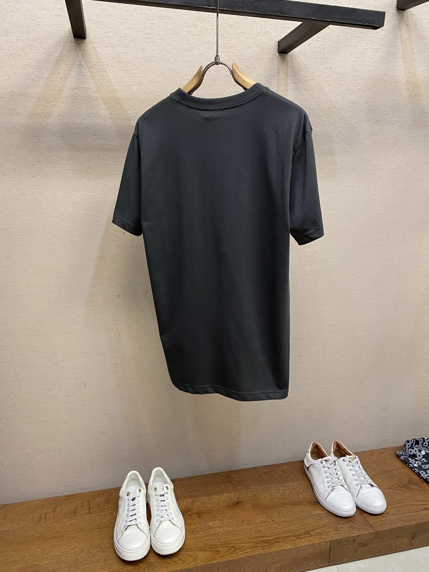 DIO 27FW OUNYZGO 011 반팔티셔츠 9